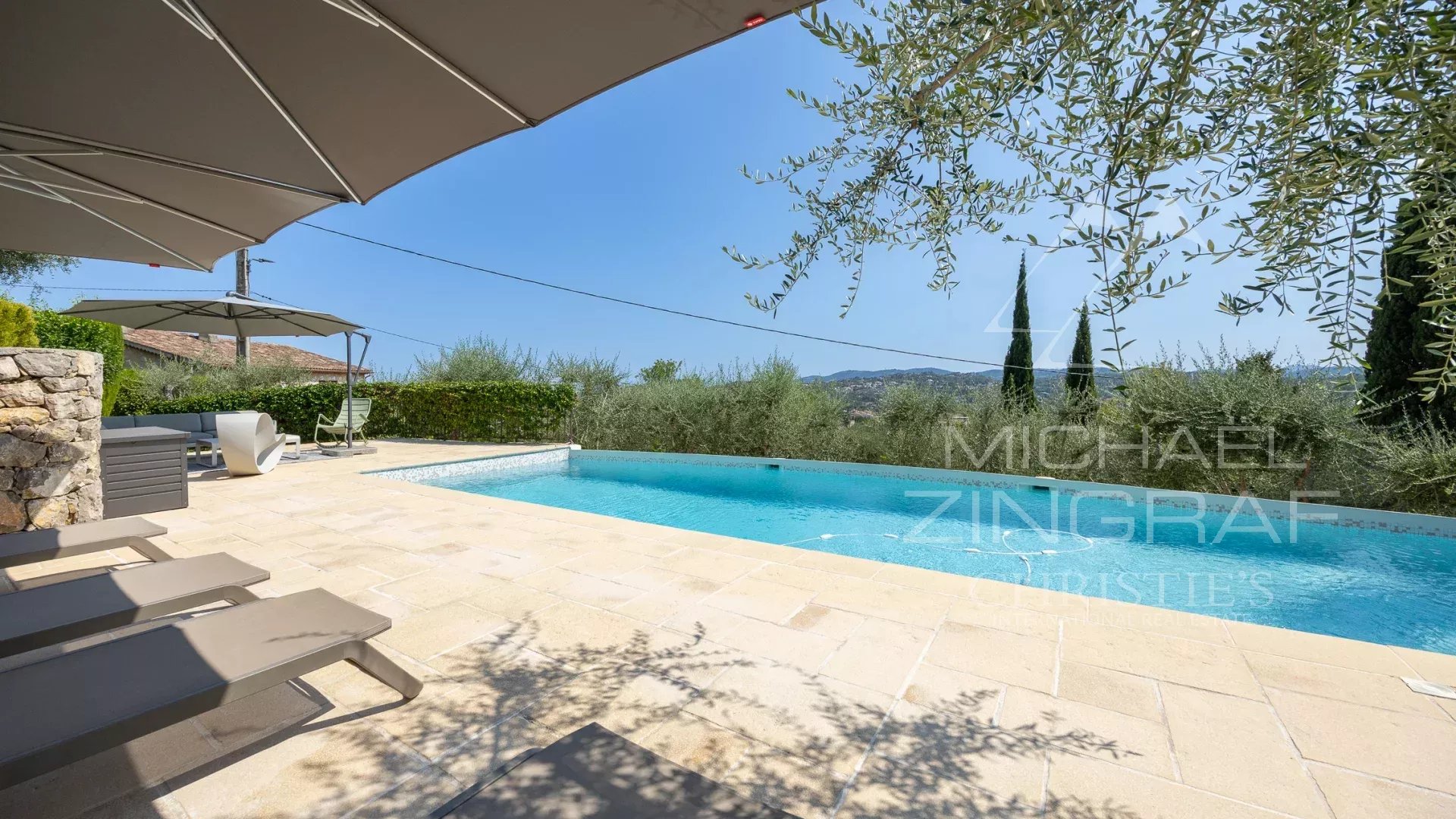 Familienvilla mit Panoramablick