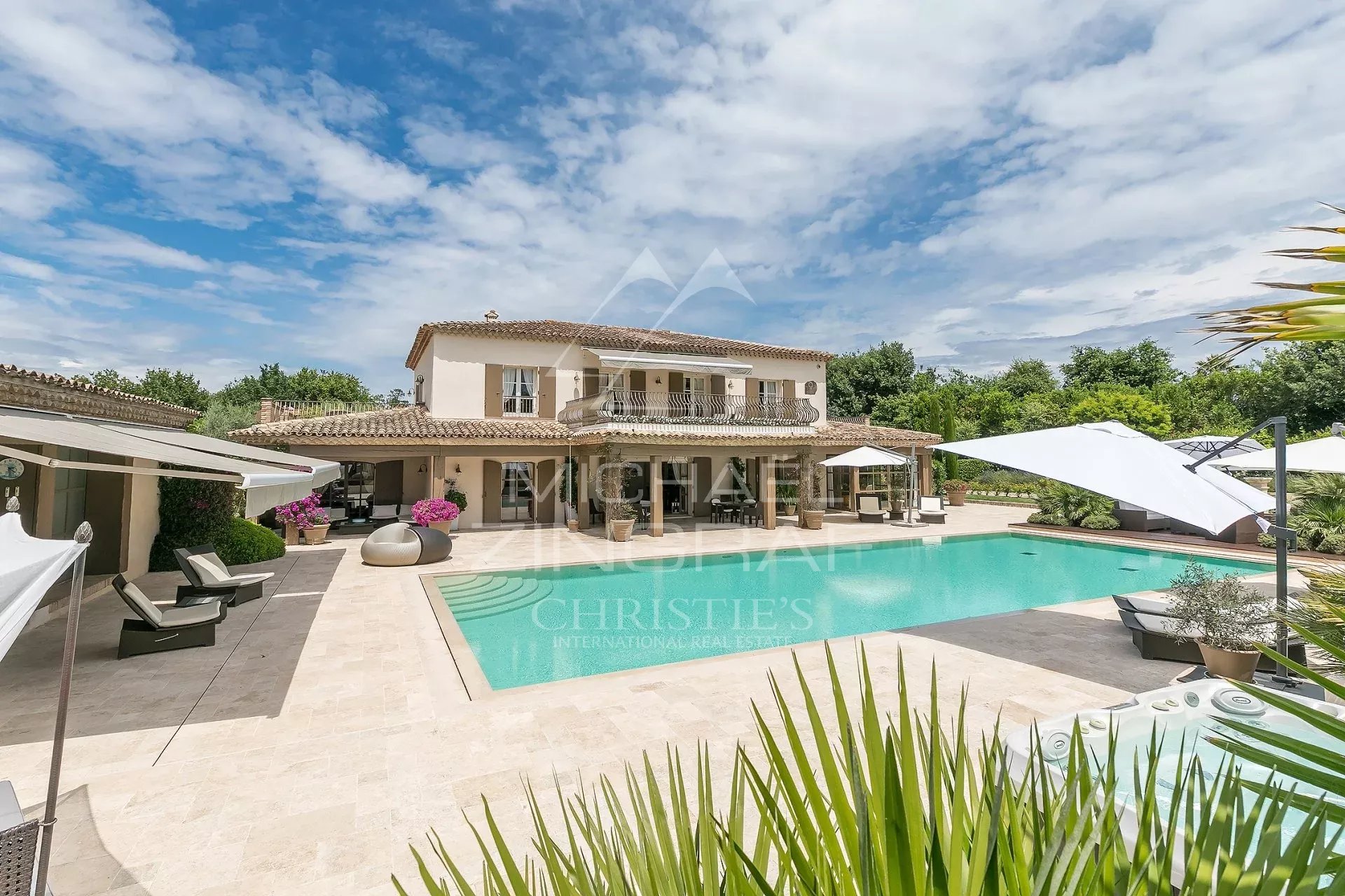 Saint-Tropez – Prestigious Villa in Les Canoubiers – Unobstructed Views
