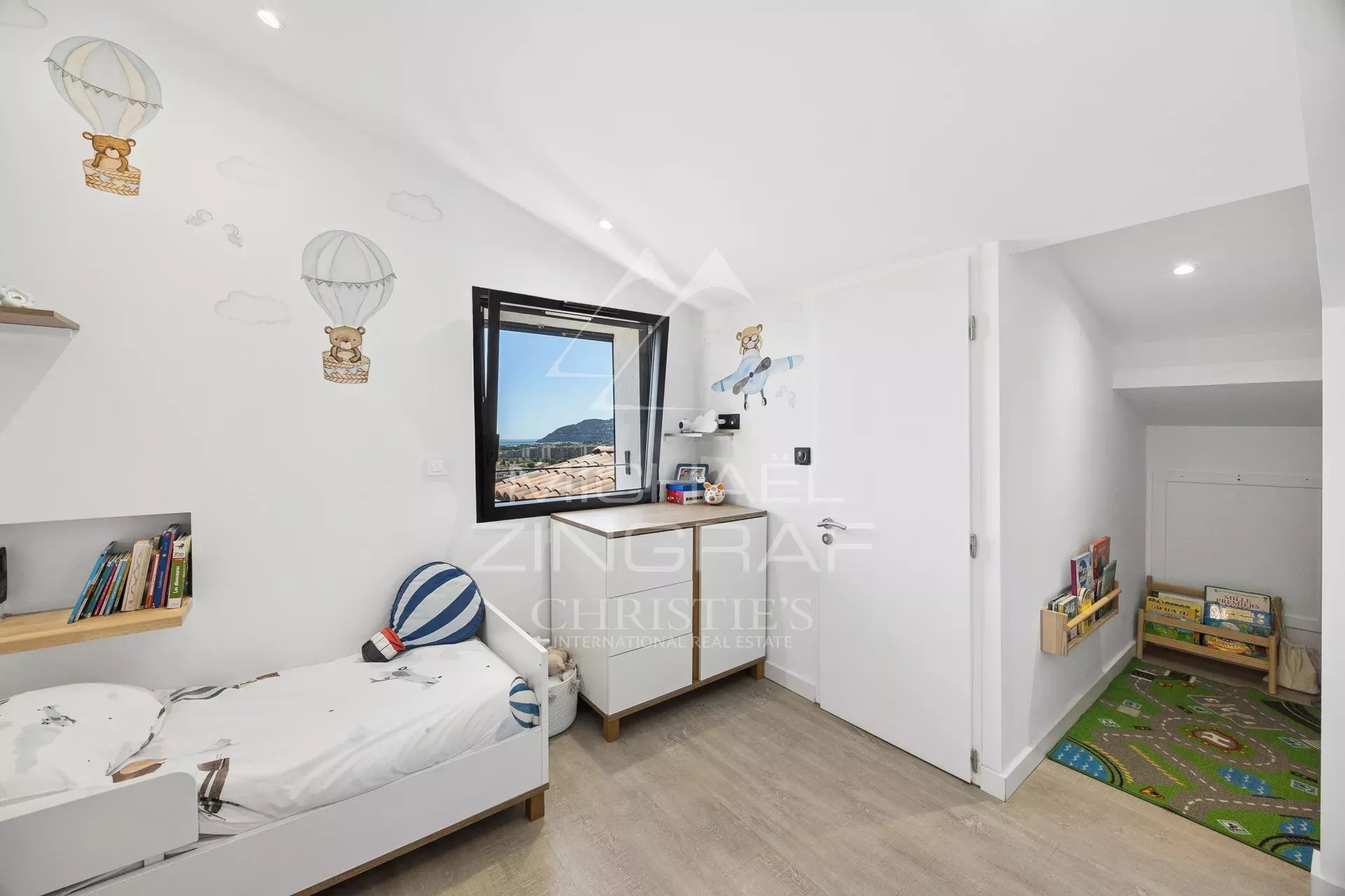 Wohnung mit Meerblick im Herzen von Mandelieu