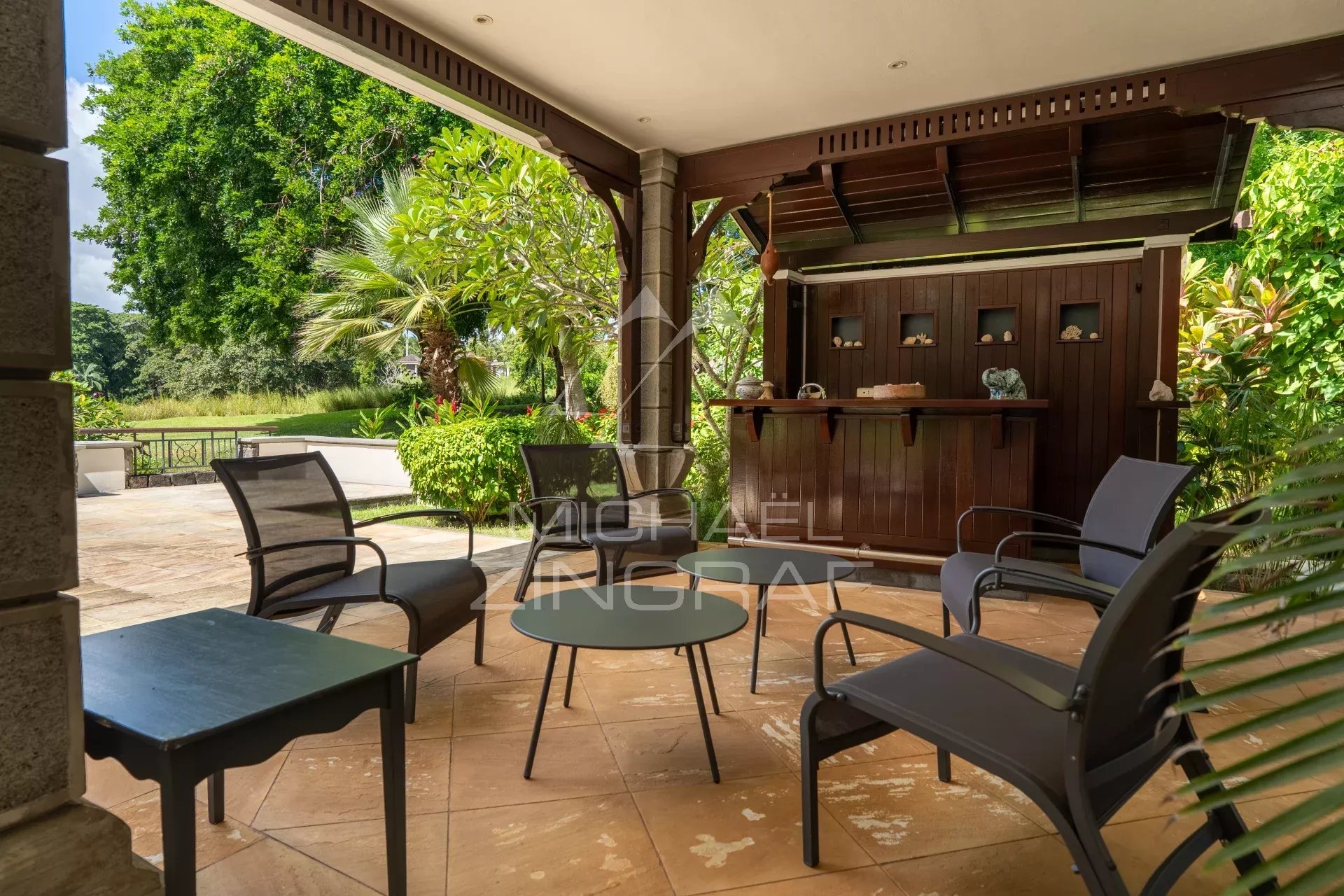 Ile Mauritius - Villa am Golf - schöner Schatten