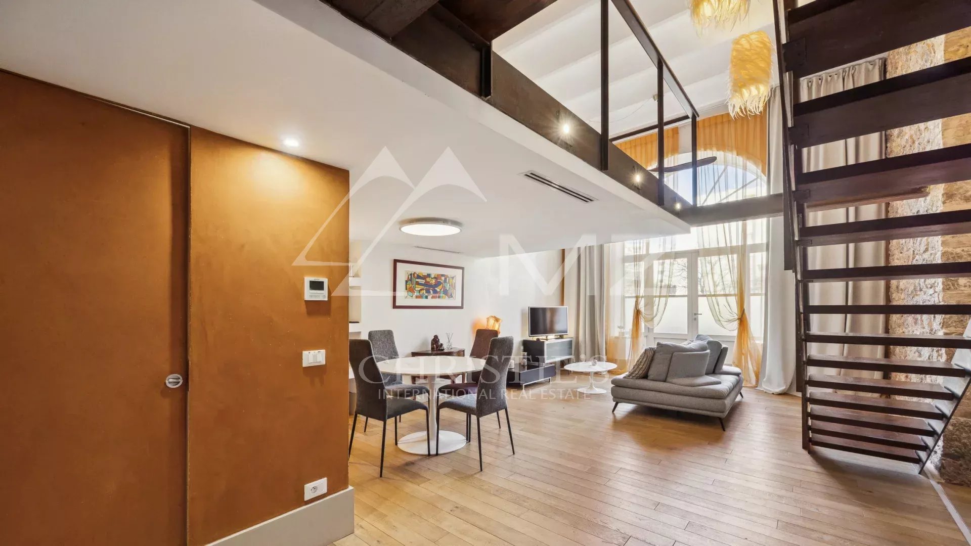 Im Viertel Petit Juas, einem Loft, das historischen Charme und Komfort vereint.