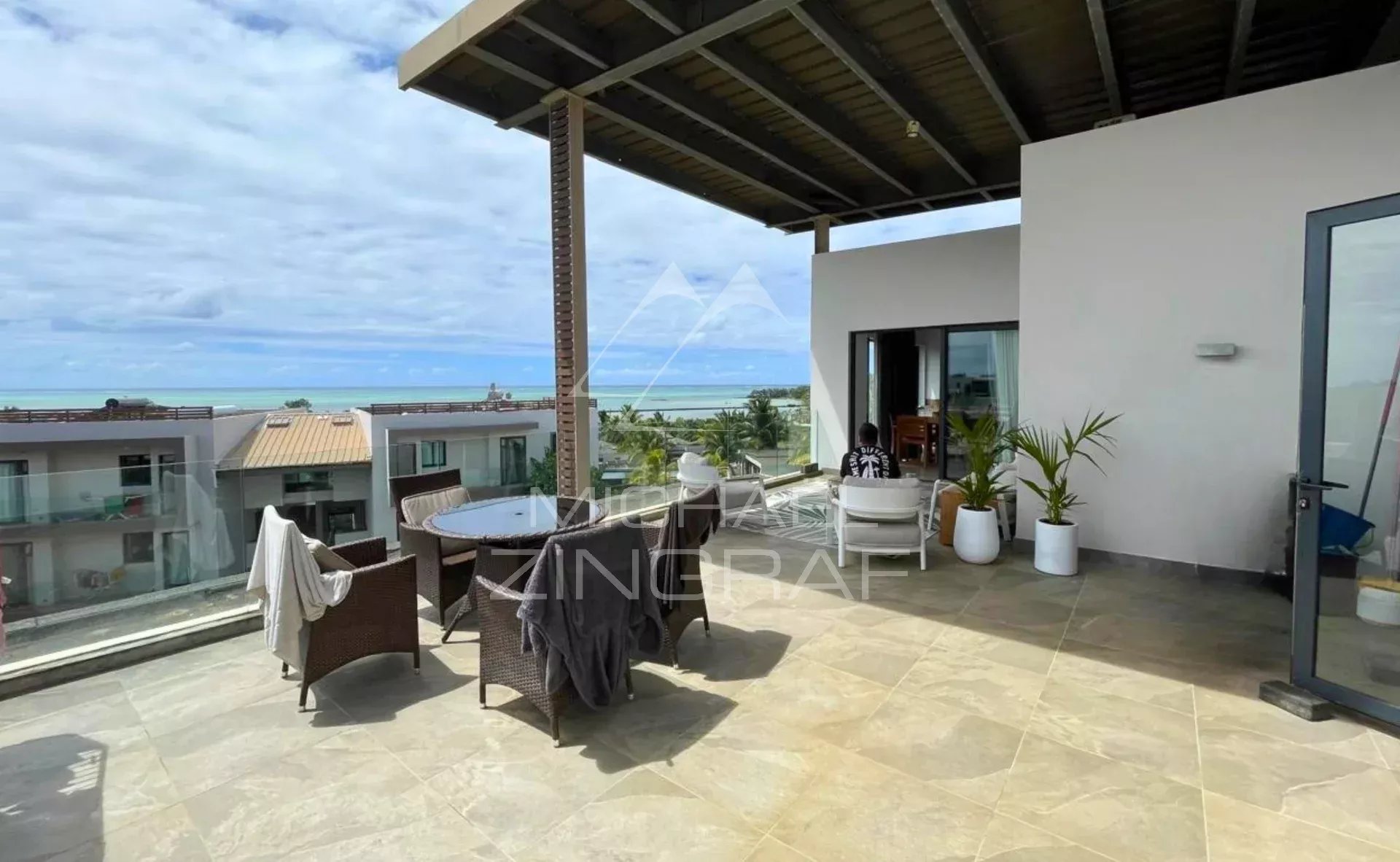 Stunning Penthouse with Sea Views - Haute Rive