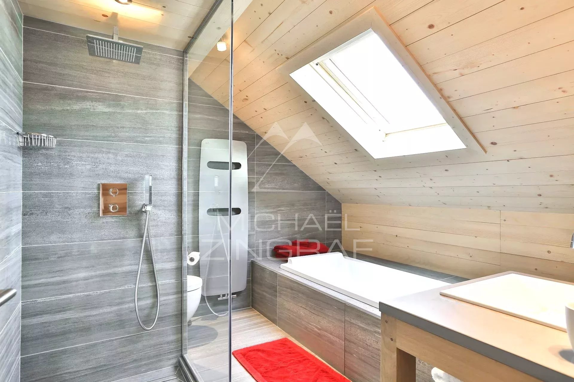 Chalet avec terrain constructible - Très proche centre Megève à pied