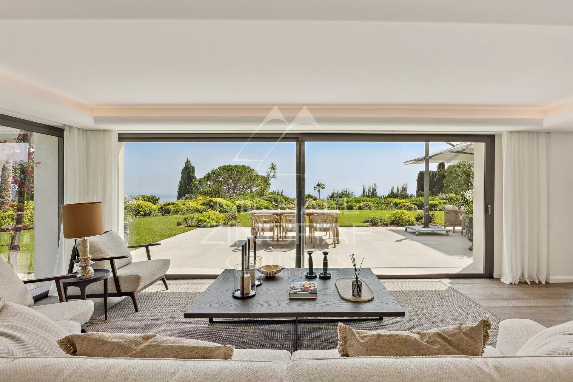 Cannes-Californie – Propriété d'Exception avec Vue Mer Panoramique