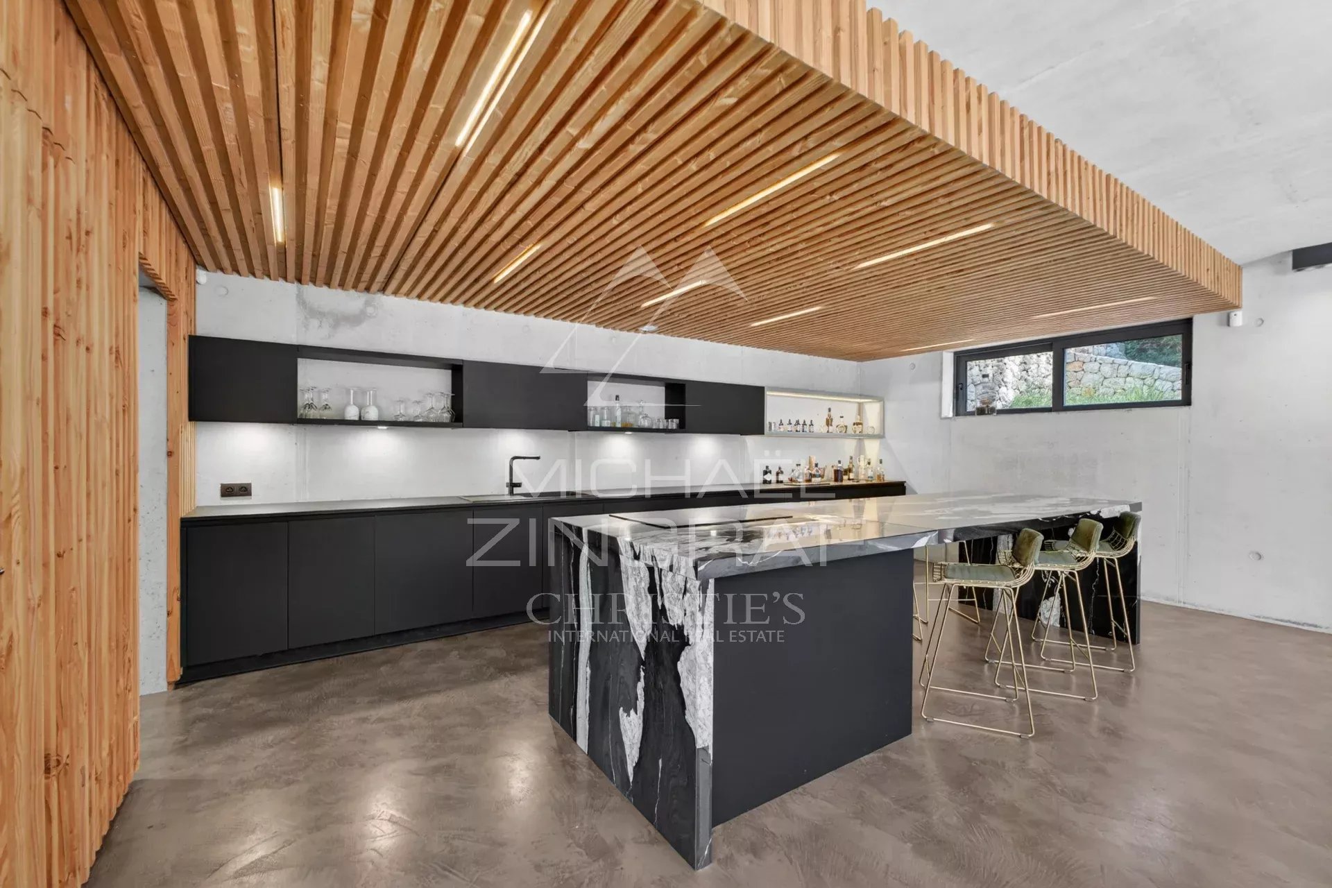 Valbonne - Villa contemporaine au cœur d'un écrin de verdure