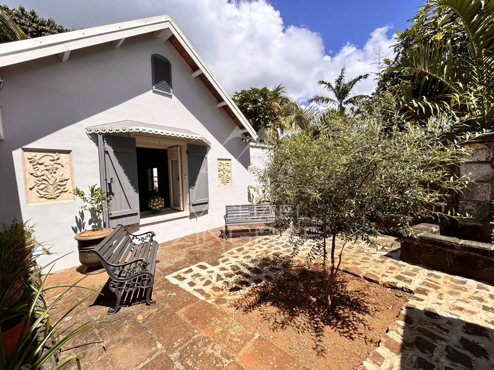 Colonial-Style Villa in Pointe aux Canonniers