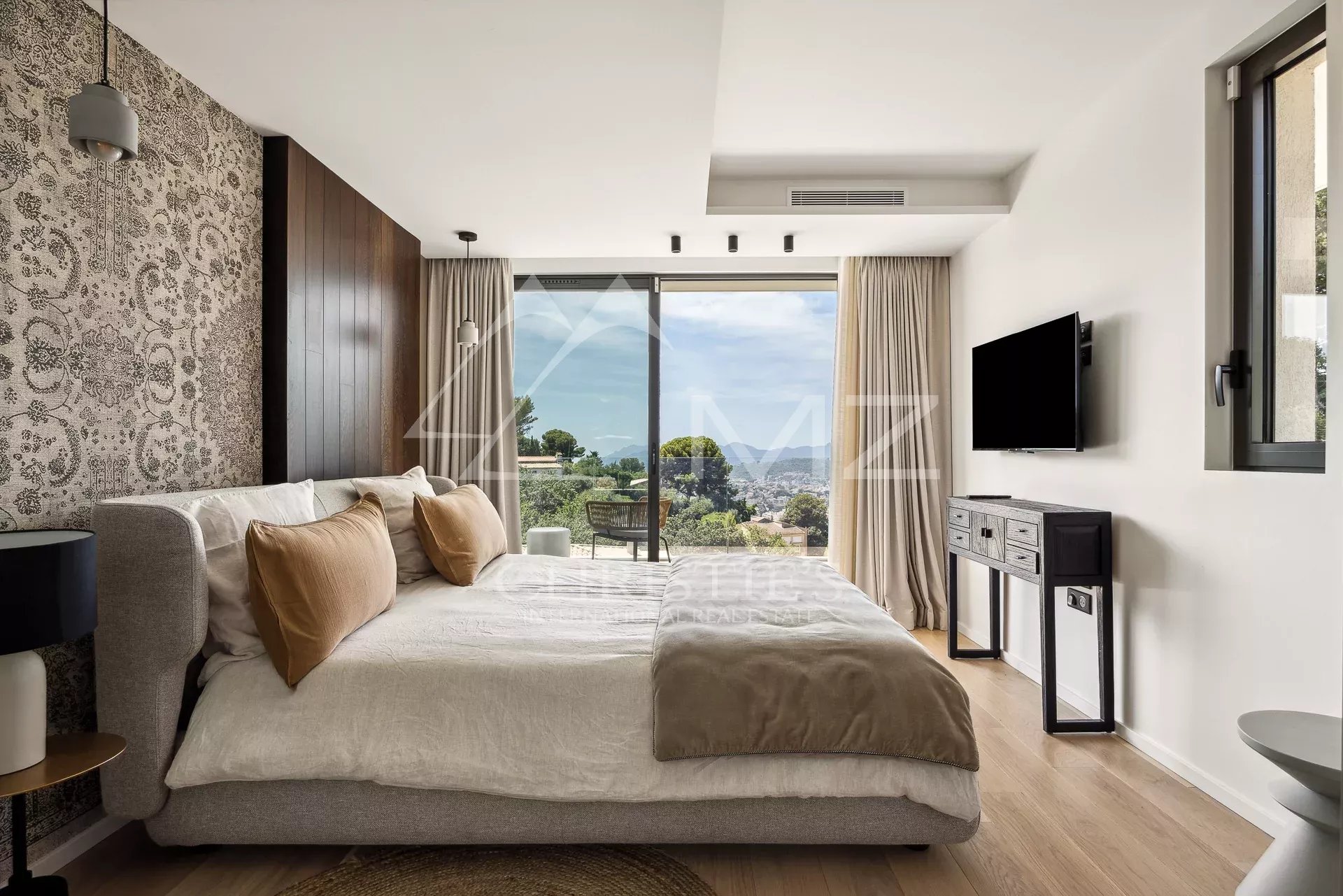 In der Nähe von Cannes - Neue Villa mit 4 Schlafzimmer