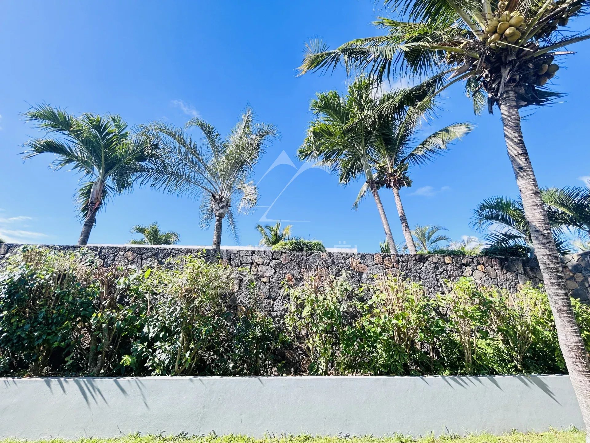 EXKLUSIV: Villa in einer Wohnanlage in Grand Baie