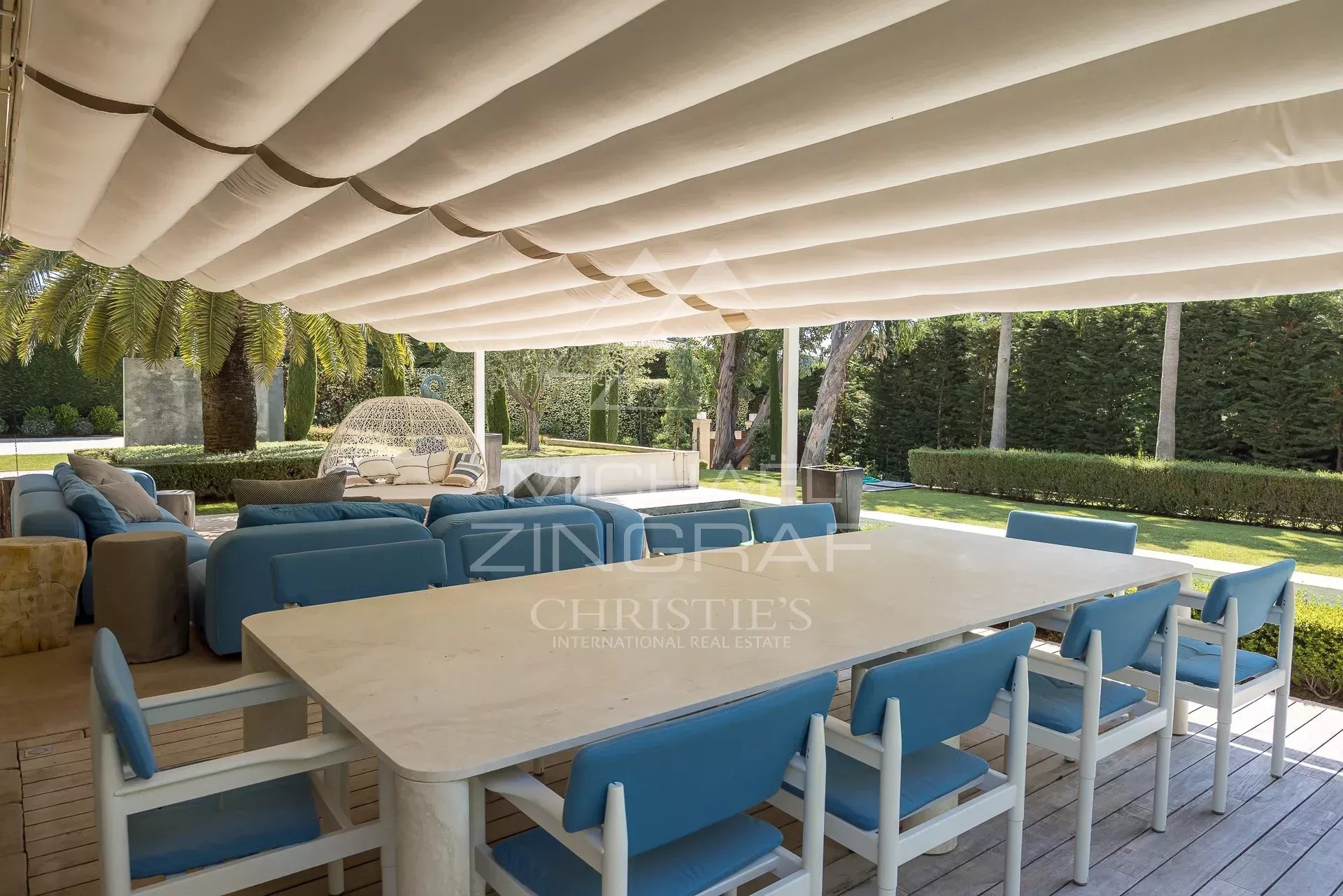 Cap d’Antibes - Propriété au charme provençal versant ouest