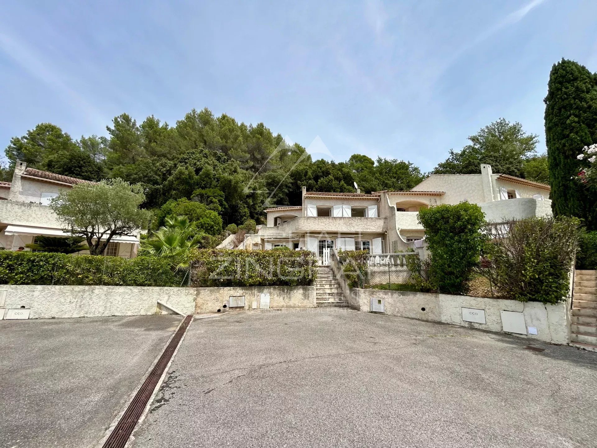 Charming property to renovate