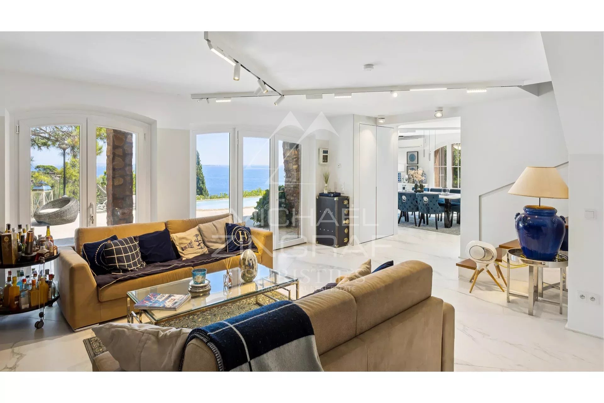 Proche Cannes - Théoule-Sur-Mer - Villa Domaine Pieds dans l'eau