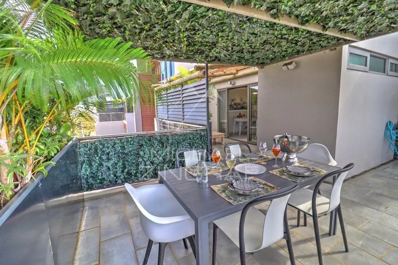 2-Bedroom Penthouse – Trou aux Biches