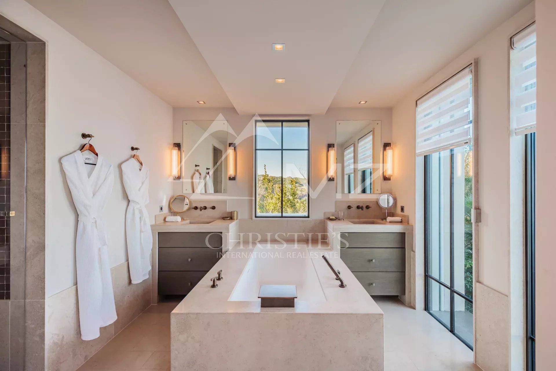 Villa Émeraude - Saint-Tropez - Les Parcs, außergewöhnliche zeitgenössische Villa