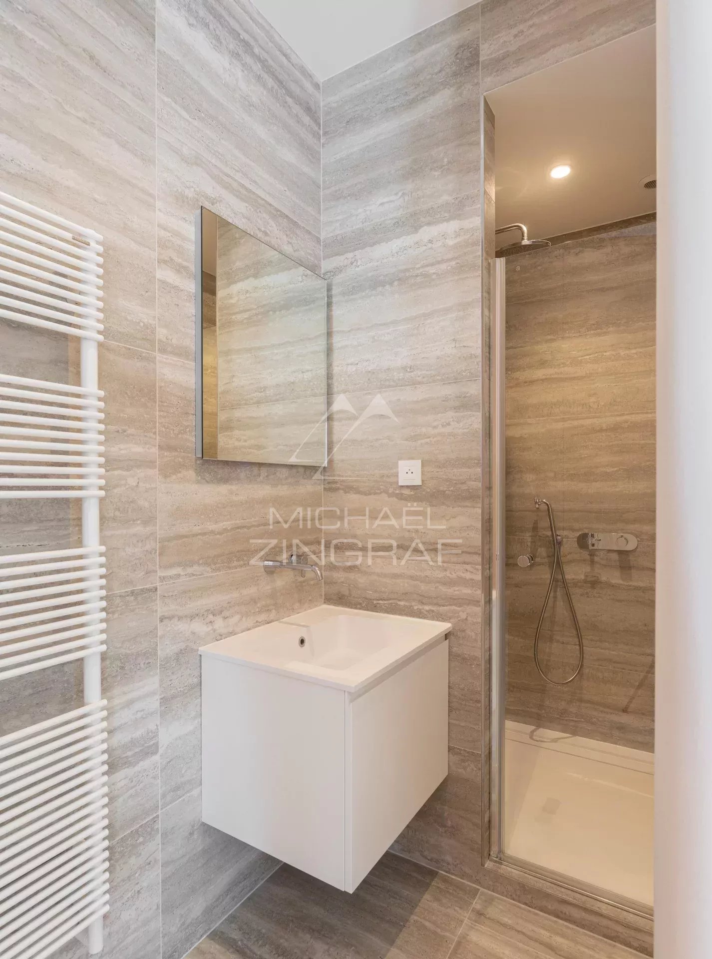 À vendre - Avenue Foch - Appartement refait à neuf - 3 suites