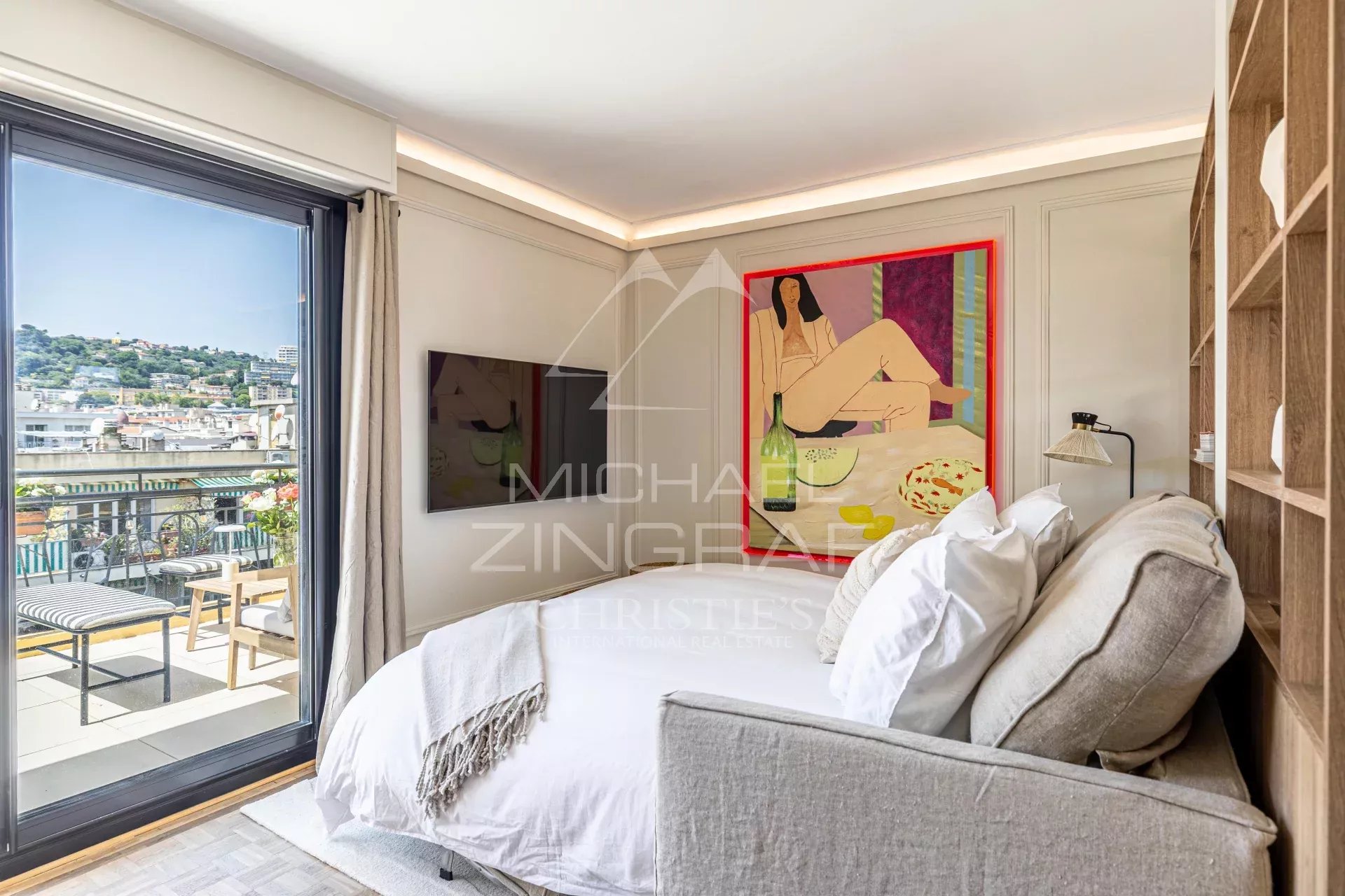 Exceptional Penthouse with Panoramic Terraces – Nice City Centre