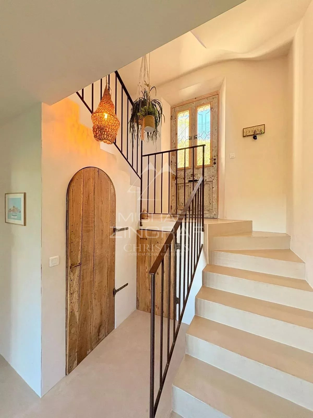 Provenzalische Lebensart am Fuße des Dorfes Fayence