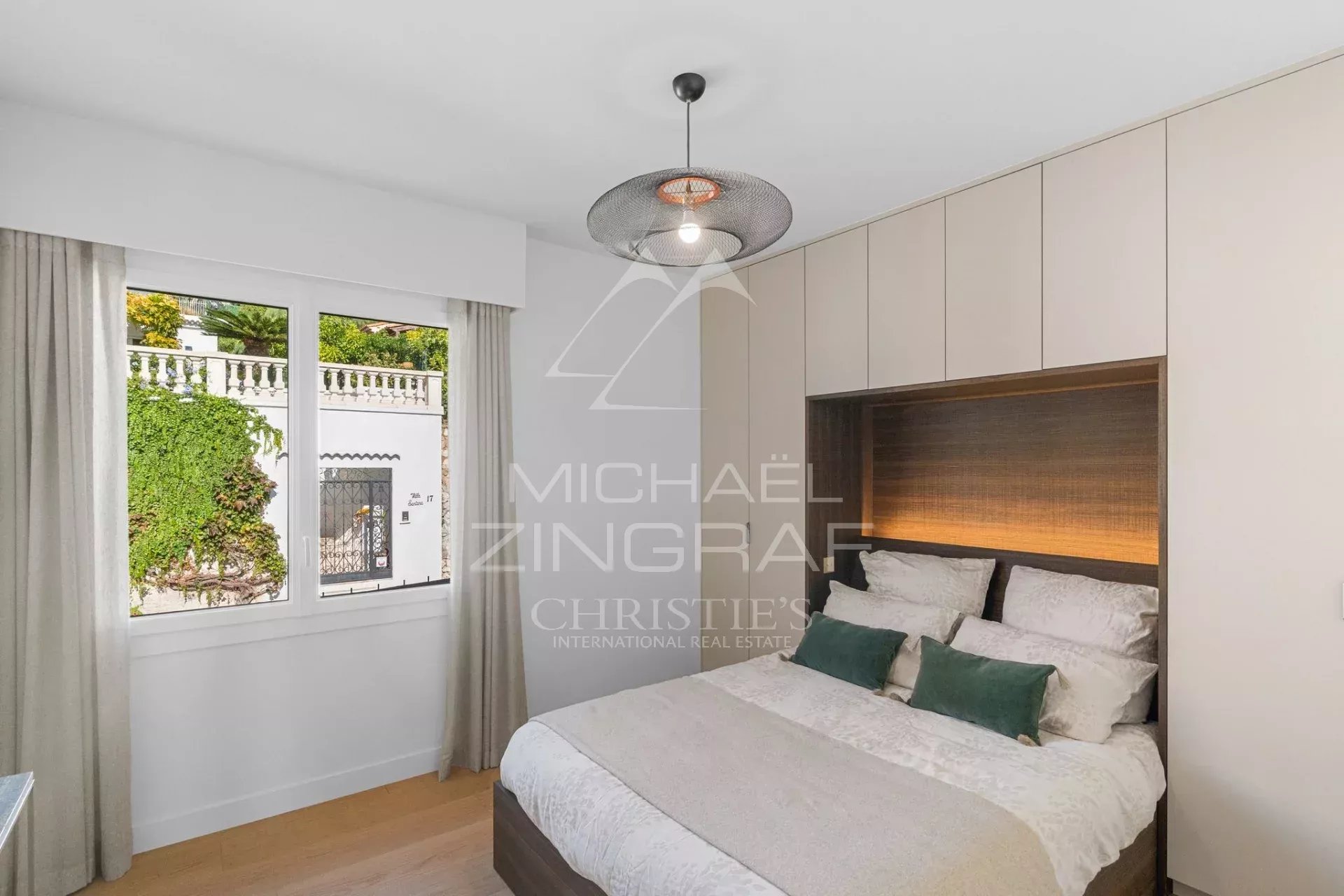 Appartement dernier étage d’exception avec toit-terrasse et vue mer