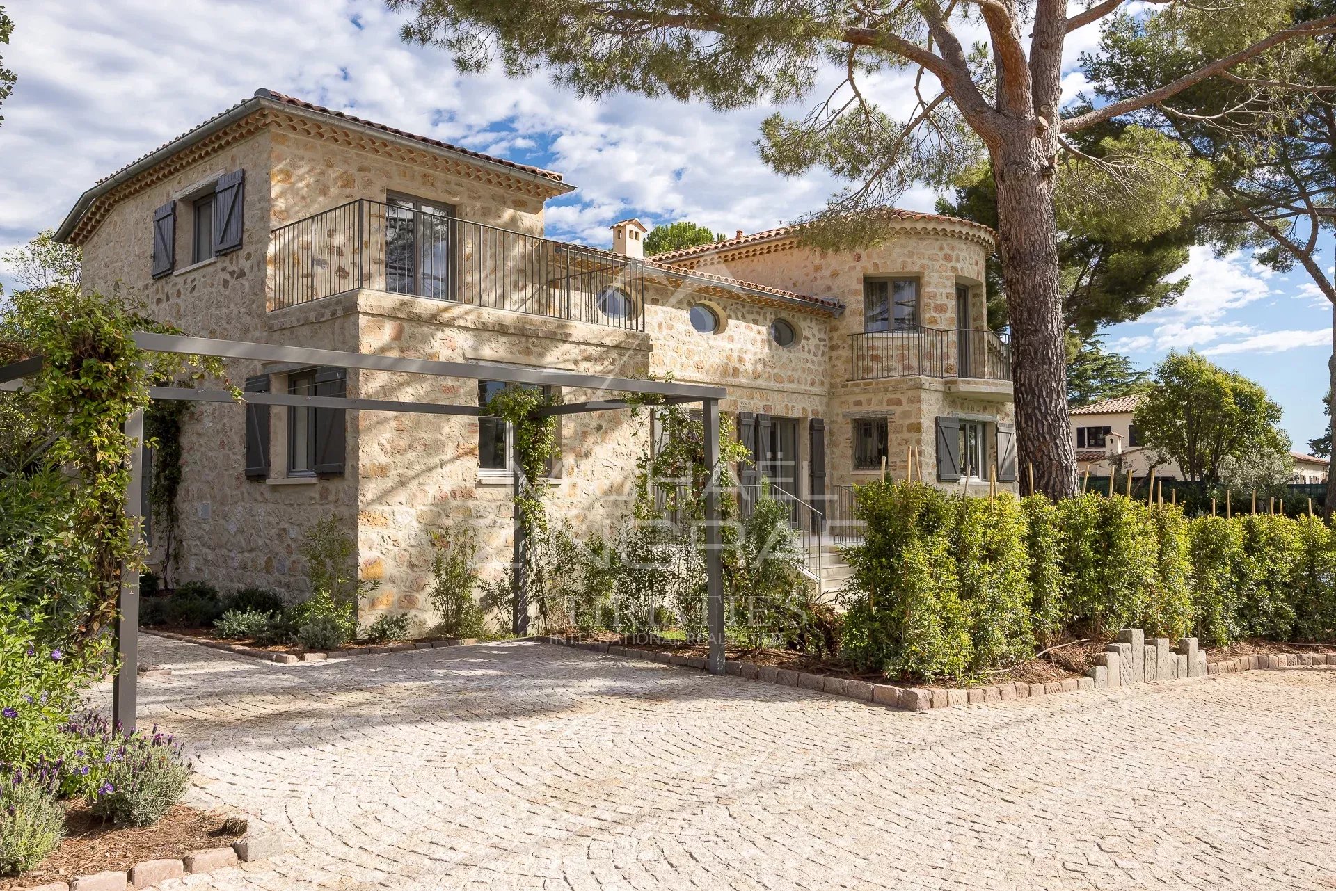 EXCLUSIVE -Cap d'Antibes – An Exceptional Address in the Heart of the French Riviera