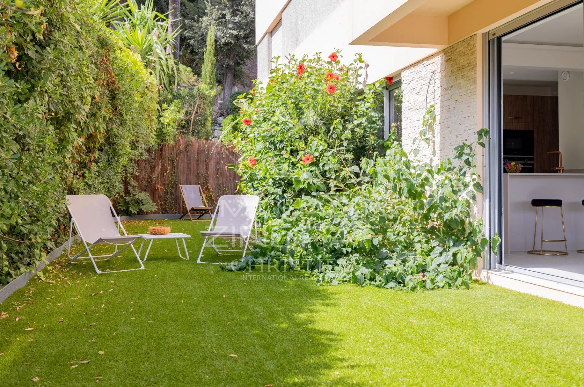 VILLEFRANCHE SUR MER - Magnifique 3 Pièces entièrement rénové