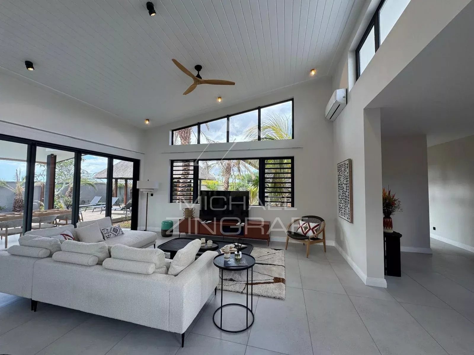 VILLA CONTEMPORAINE EN REVENTE – ÉCO SAVANAH, RIVIERE NOIRE