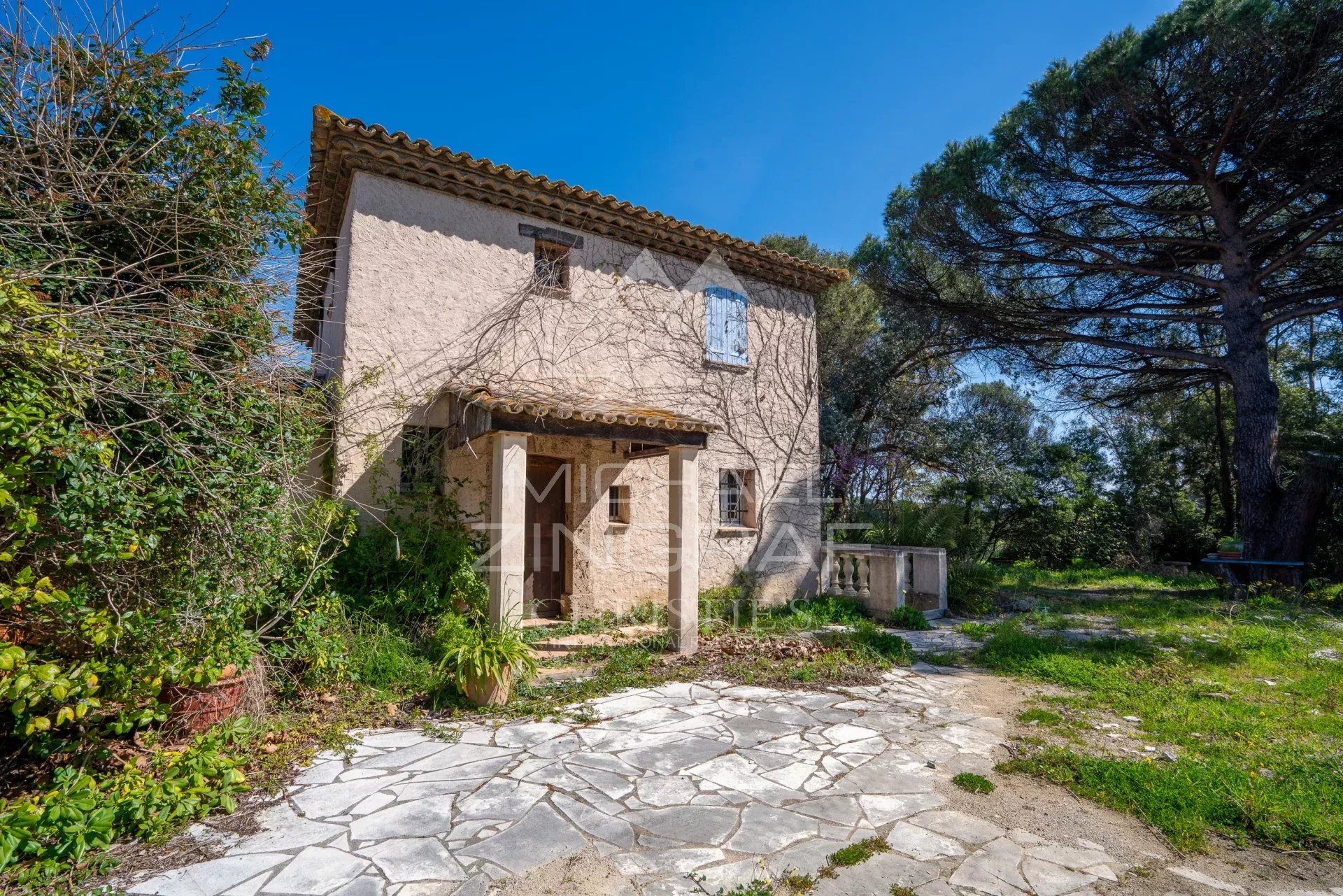 Renovierungsprojekt in Ramatuelle mit Baugenehmigung