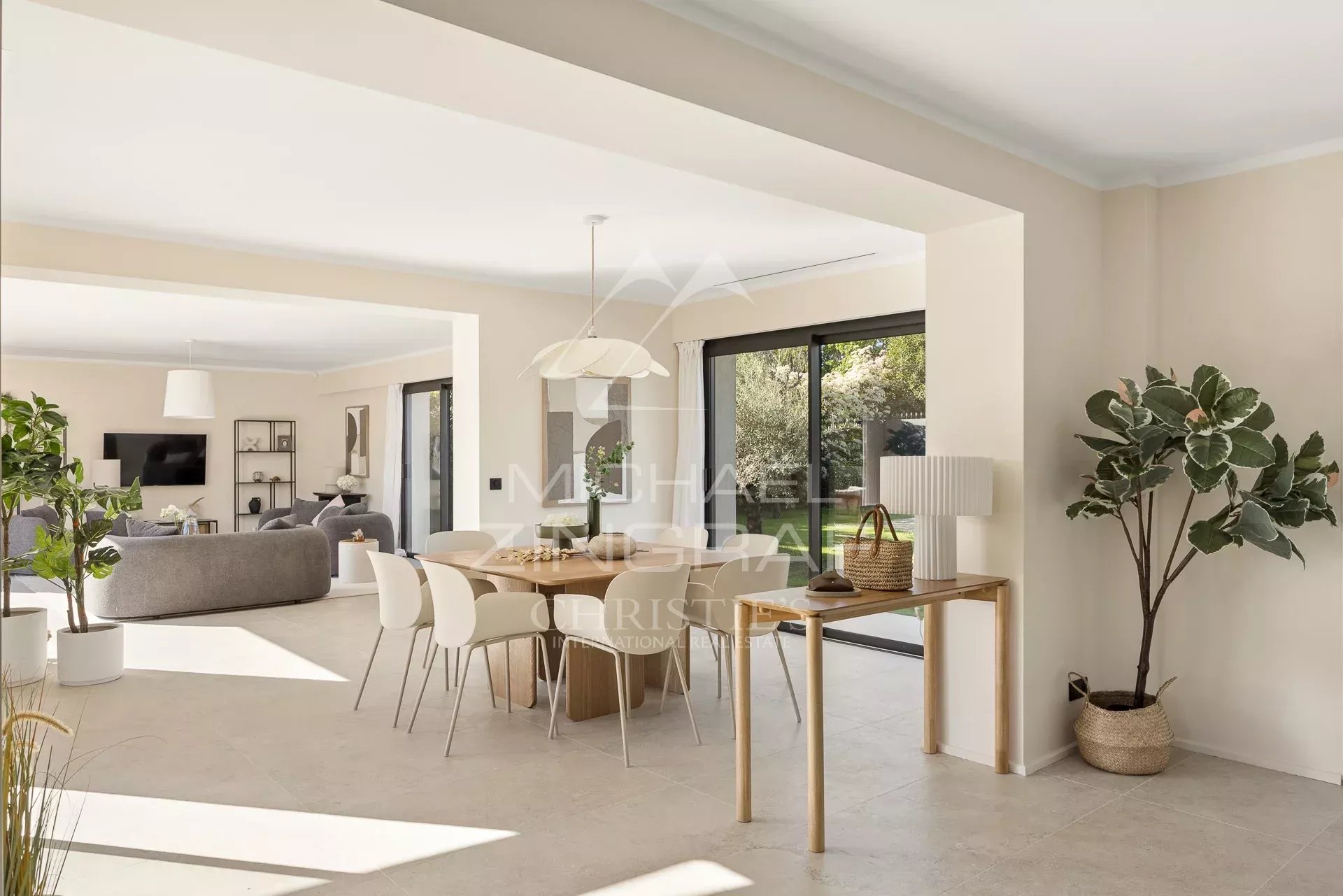 Vollständig renovierte Villa mit Panoramablick auf Saint-Paul de Vence