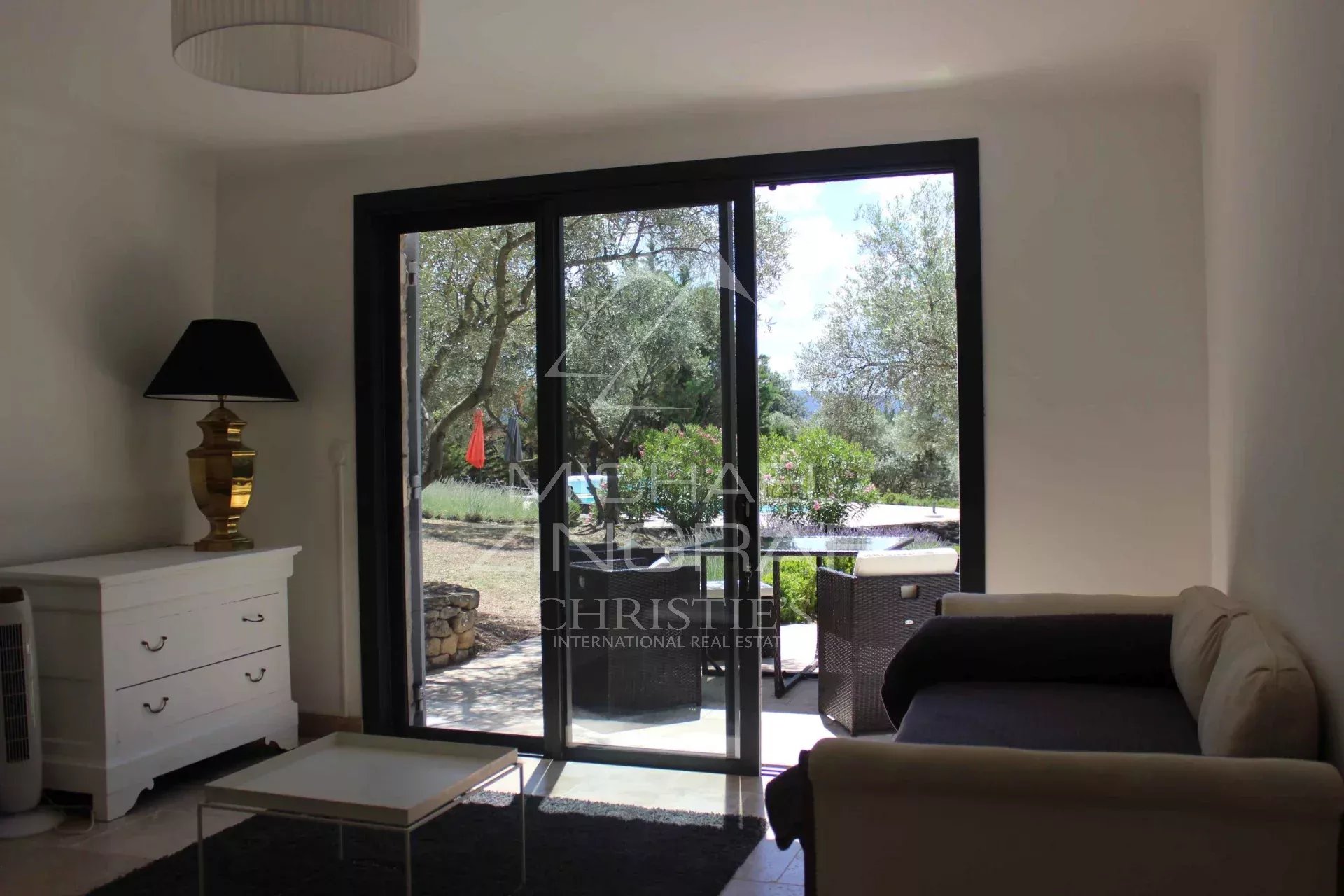 Gordes - Beautiful vacation home overlooking the Luberon