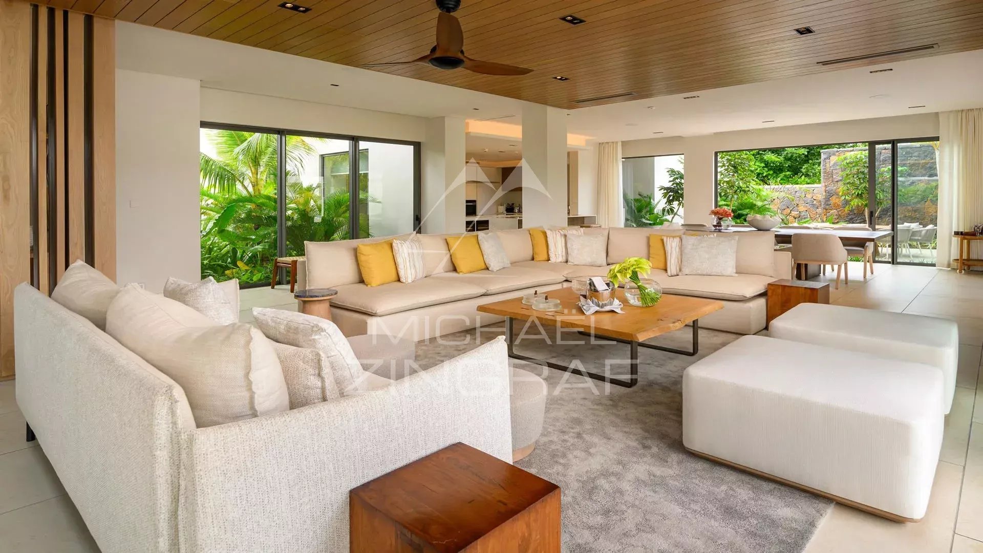 Mauritius - Belle Mare - Luxuriöse Villa in einem 5* Resort