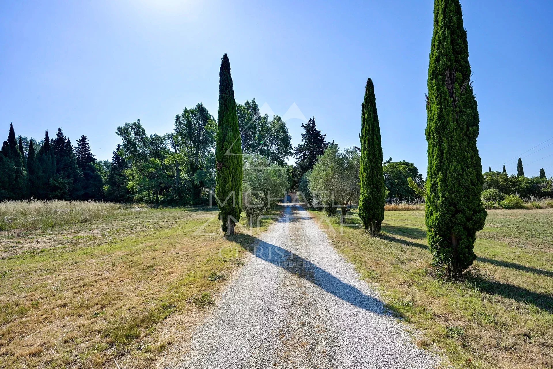 Domaine d’Exception Équestre, Agricole & Viticole