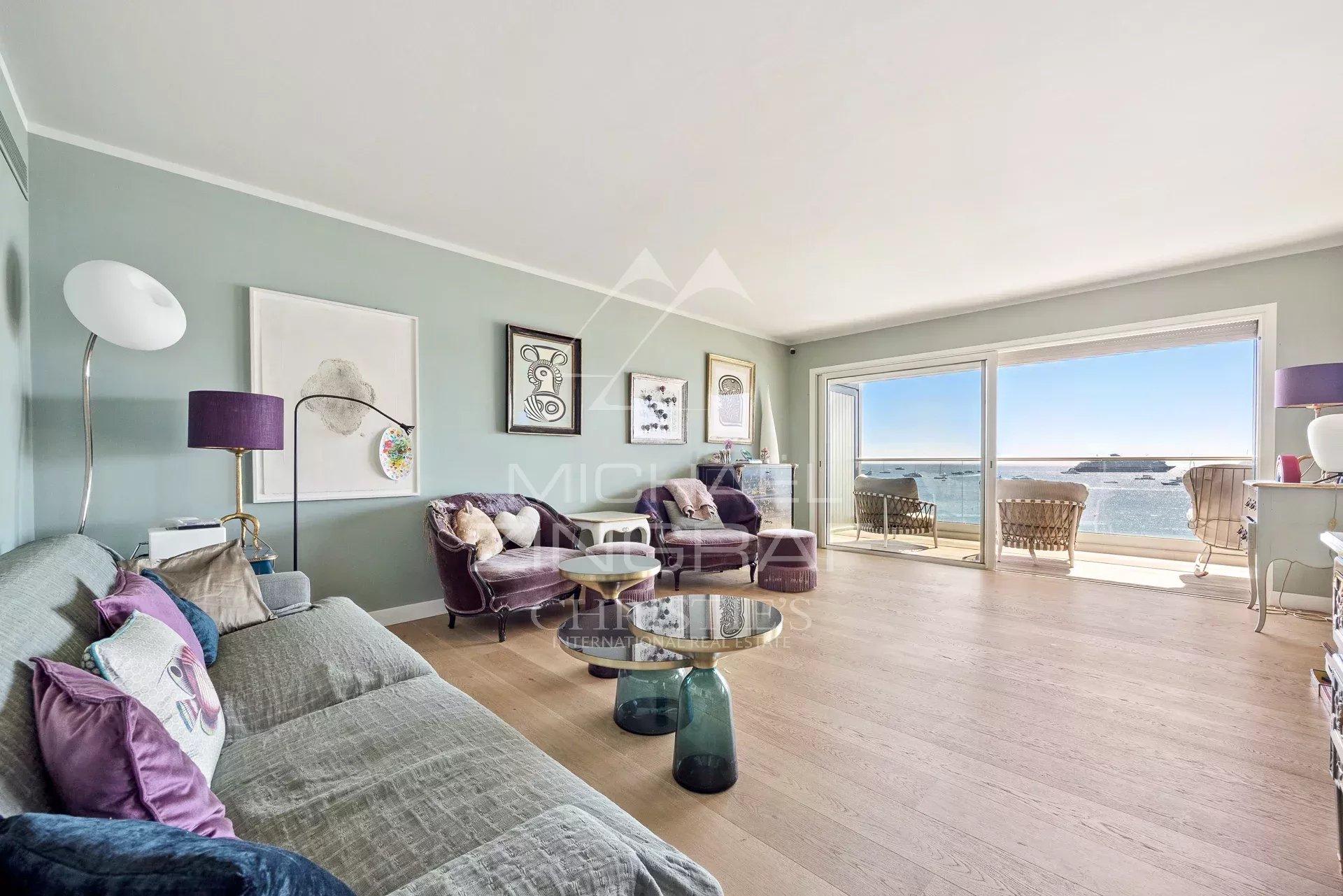 Cannes Croisette – Spacieux 5 pièces avec vue mer panoramique