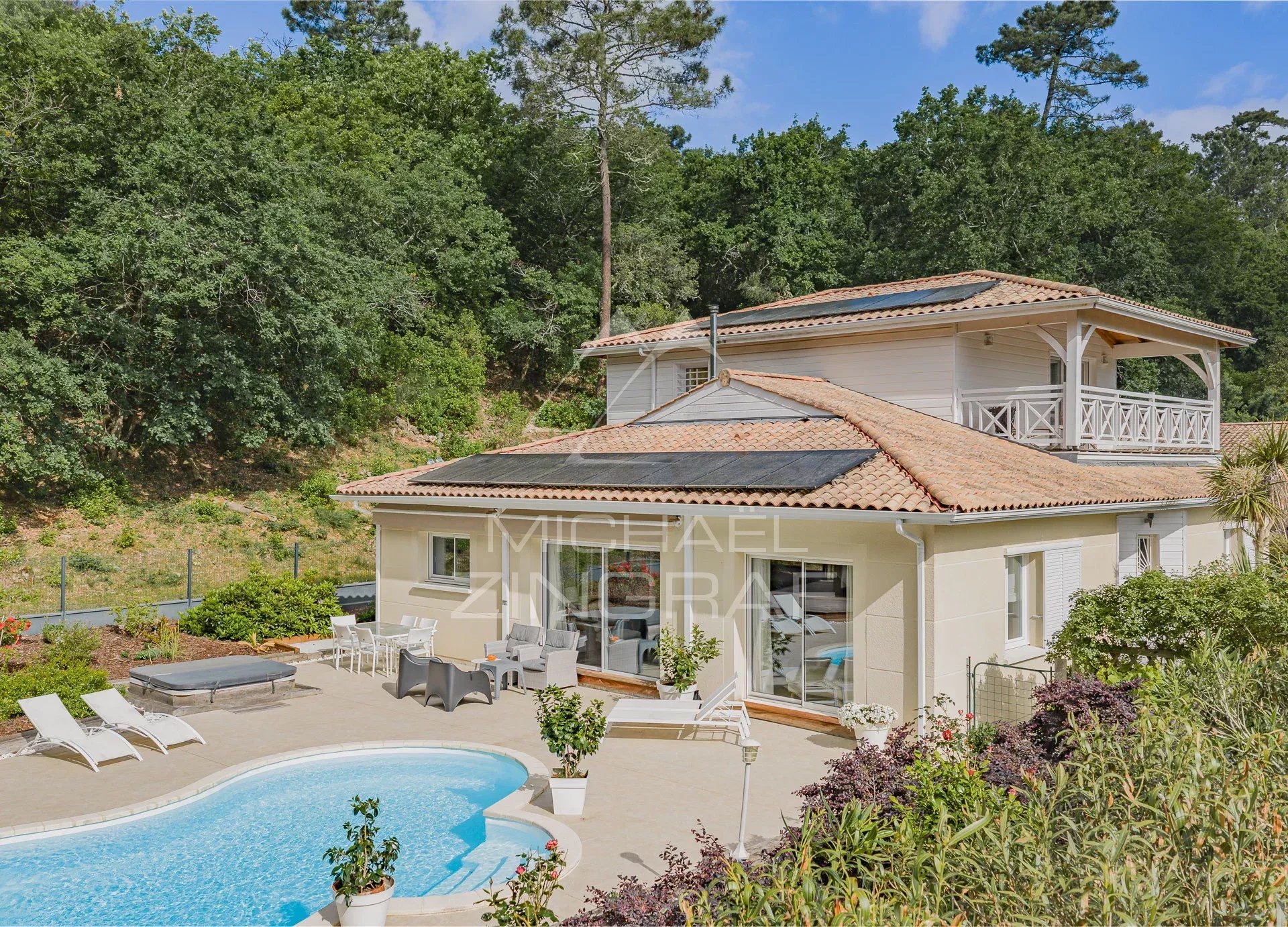 Belle maison dans le quartier des Portes du Pyla sur Mer
