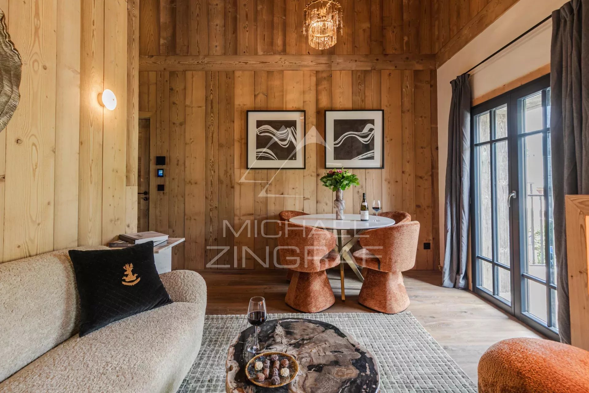 Magnifique grand chalet de prestige rénové - Proche centre - Au calme & vue panoramique