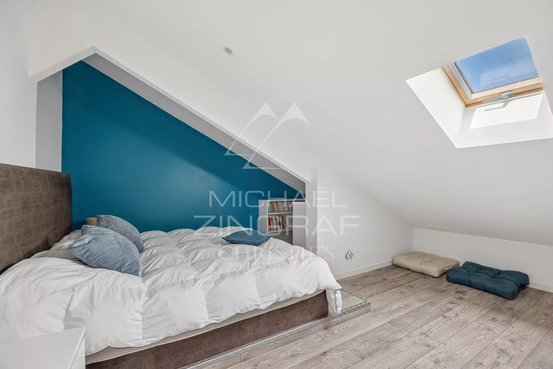 Élégant appartement rénové avec jardin et garage au cœur du Cap d’Antibes