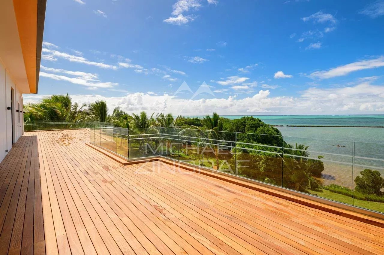 Penthouse d’Exception de 4 Chambres avec Vue Panoramique sur le Lagon à Azuri Golf & Beachfront Village