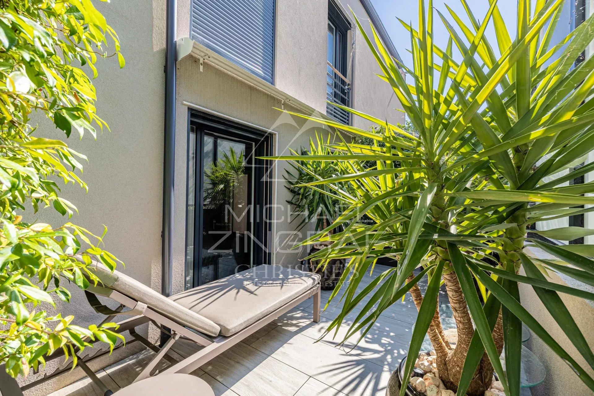 Èze – Exceptional Apartment in a Recently built Residence