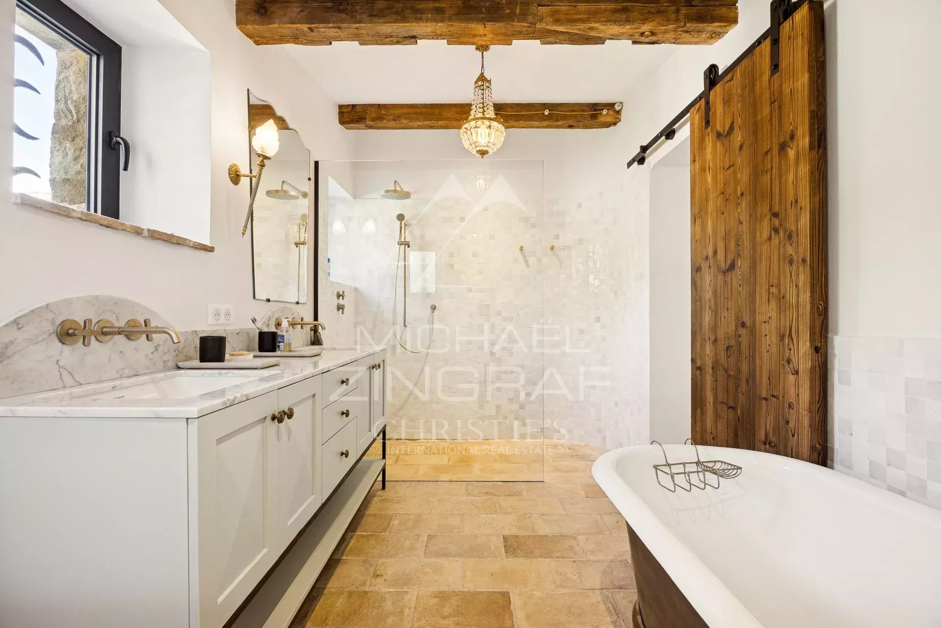 Proche Saint-Paul-de-Vence – Villa d’exception à Vence avec vue panoramique mer et collines – 5 chambres