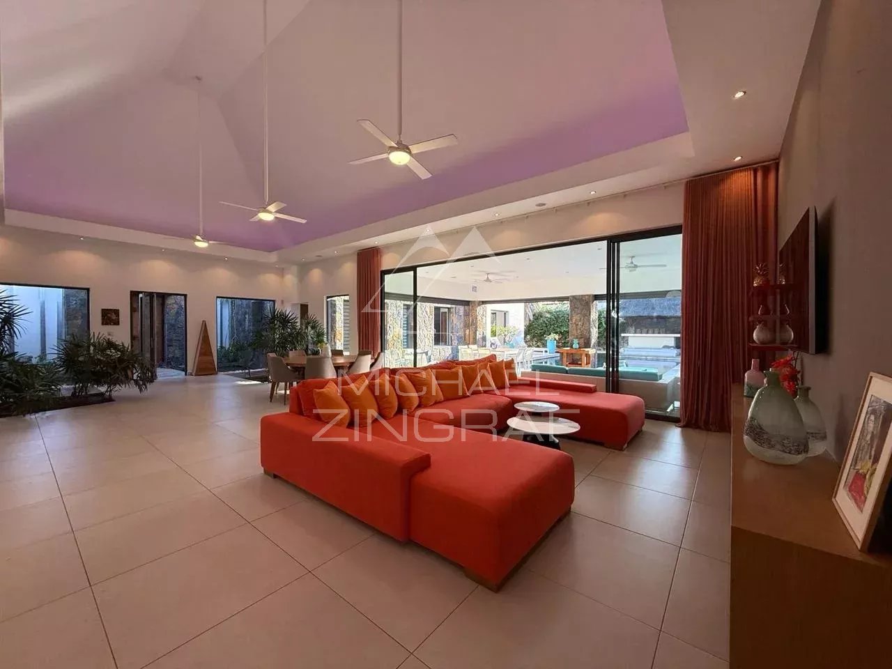 Exklusive Villa in einer Residenz in Pereybere