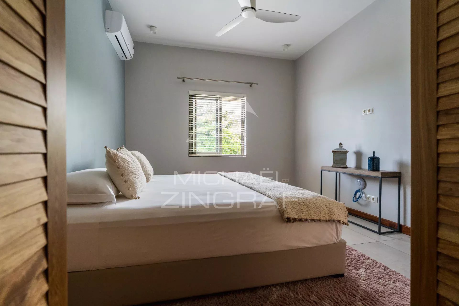 Élégante villa contemporaine face au golf - Bel Ombre