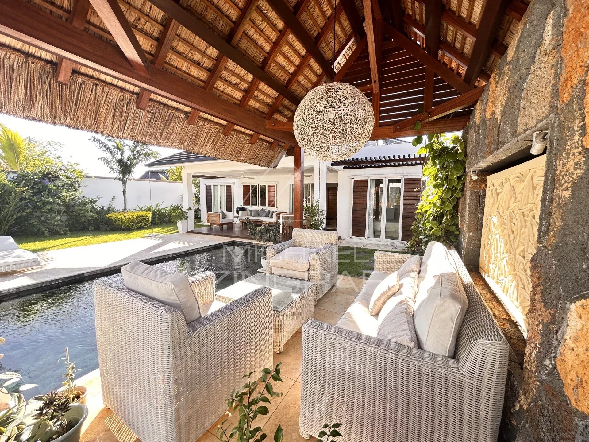 Villa située dans une résidence sécurisée à Grand Baie