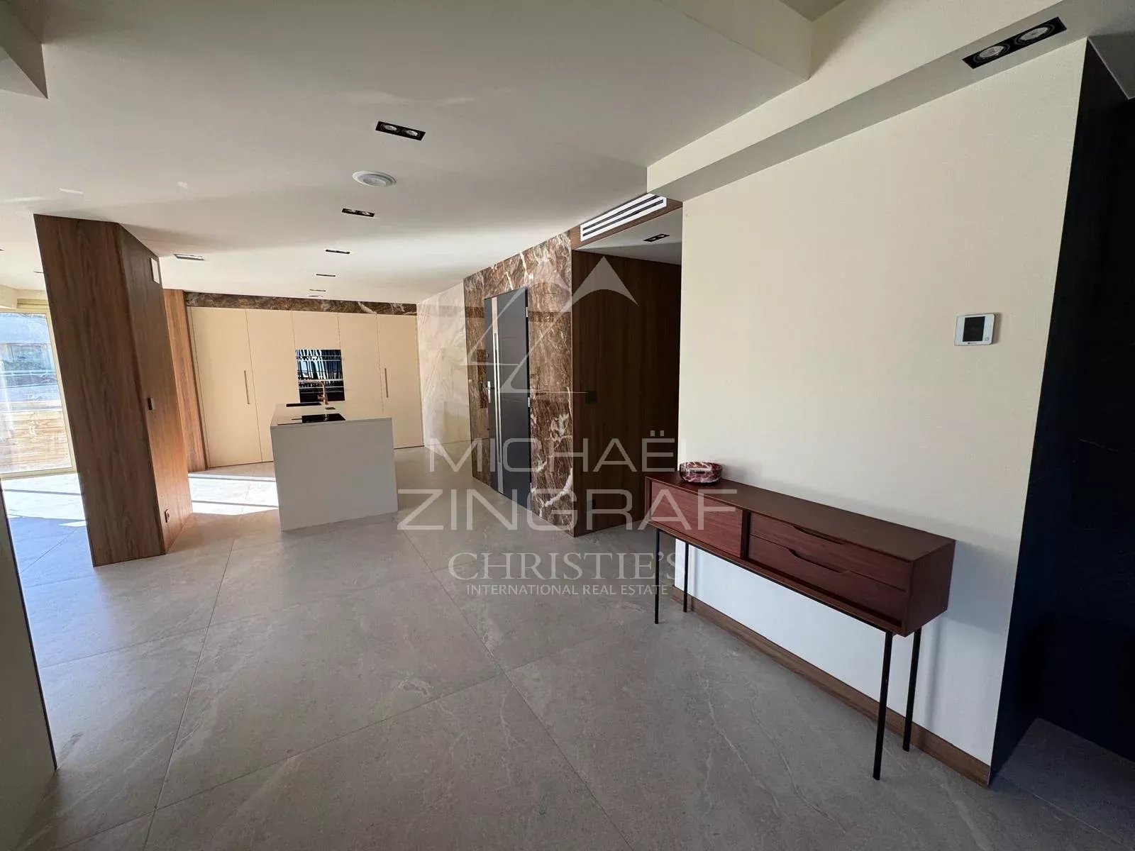 Appartement dans résidence privée