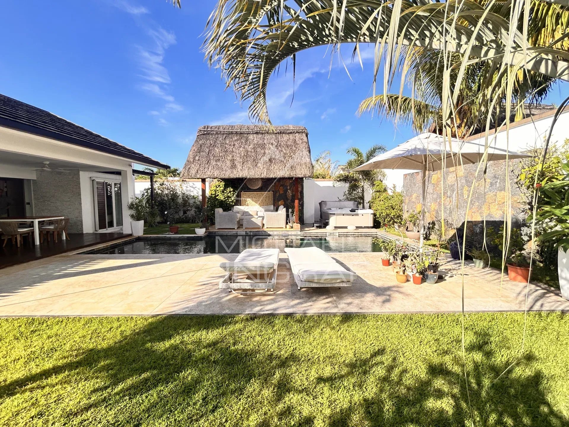 Villa située dans une résidence sécurisée à Grand Baie