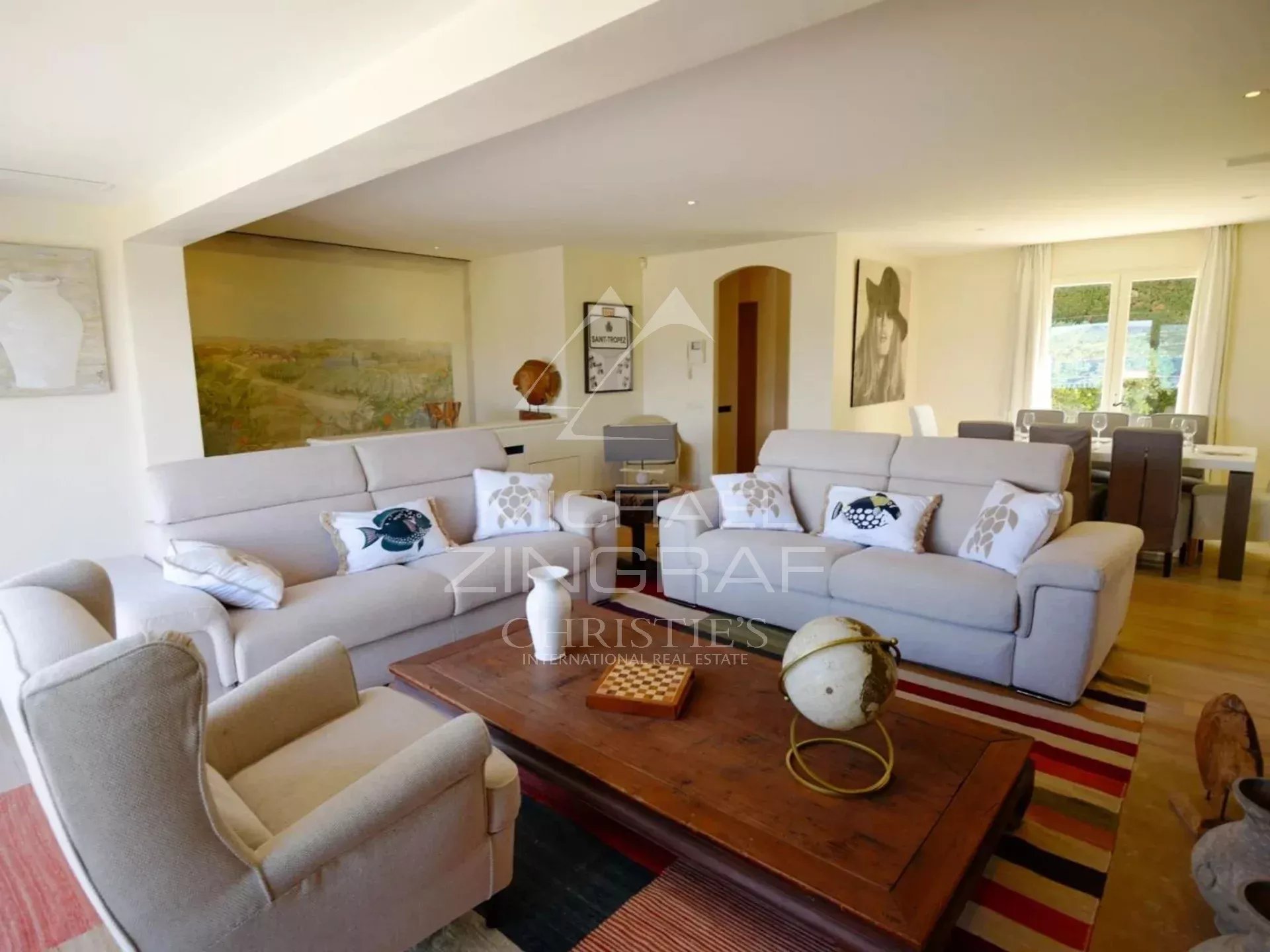 Villa de charme avec vue mer – Proche de Saint-Tropez