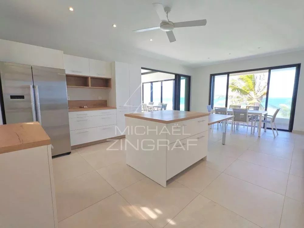 Penthouse en front de mer à Poste Lafayette