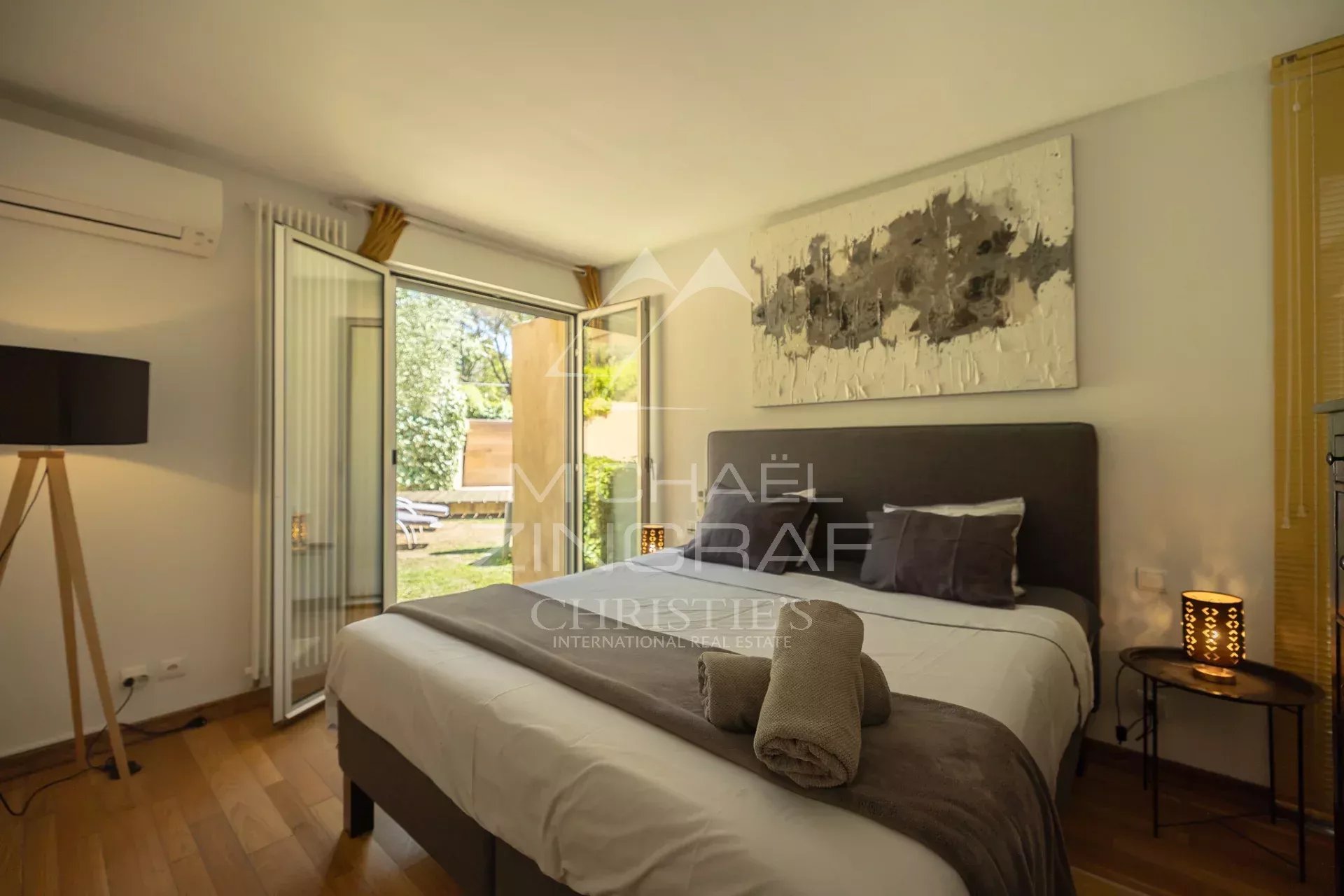 Villa d’architecte au cœur de la nature