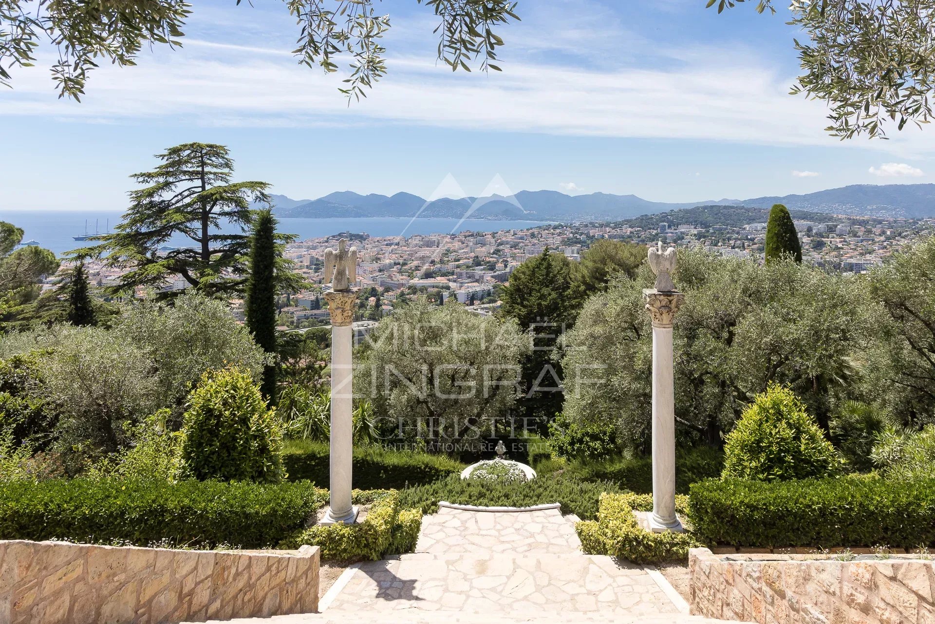 Co - EXCLUSIVITE - Cannes - Californie - Majestueuse maison de Maitres