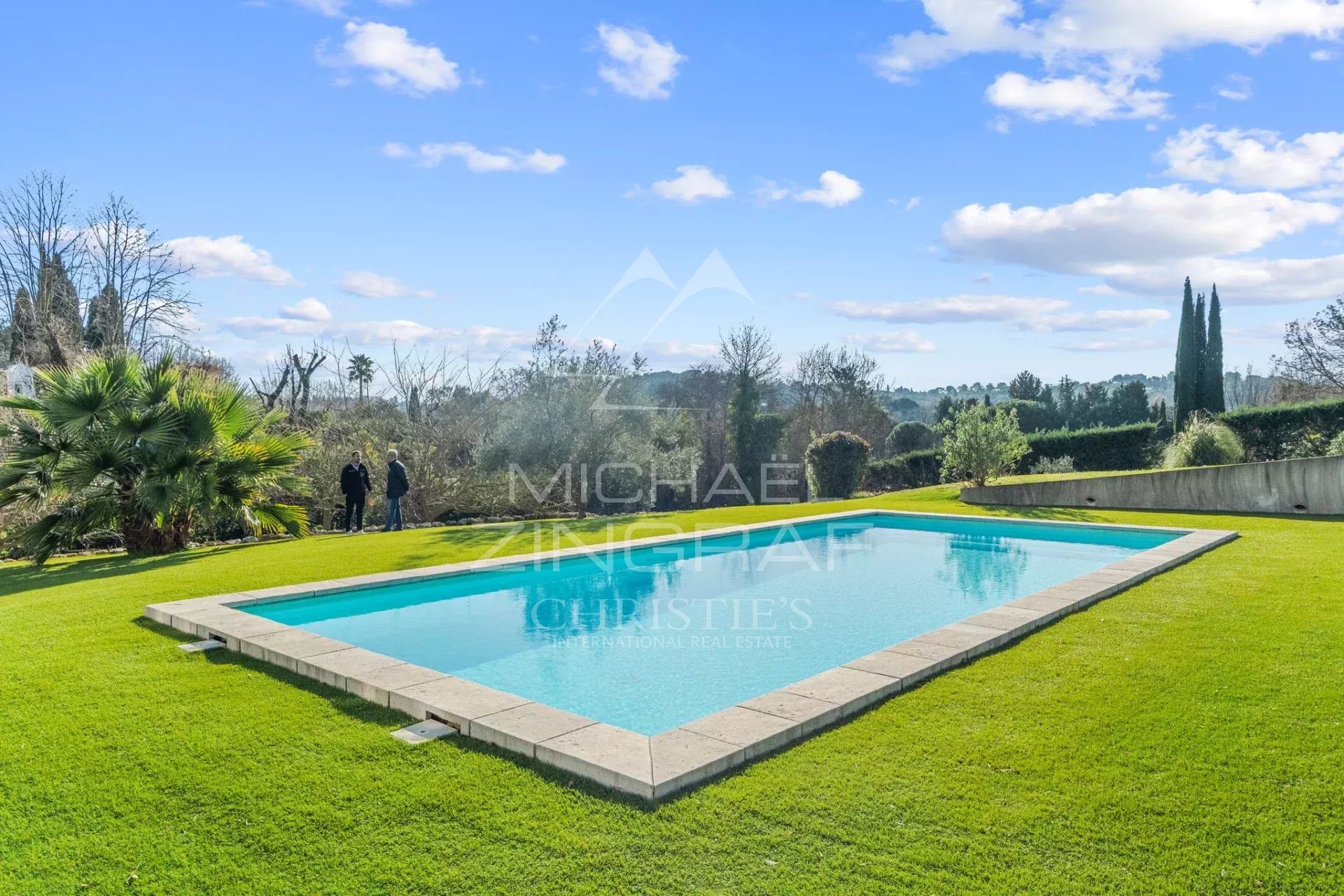 Belle bastide moderne au calme absolu