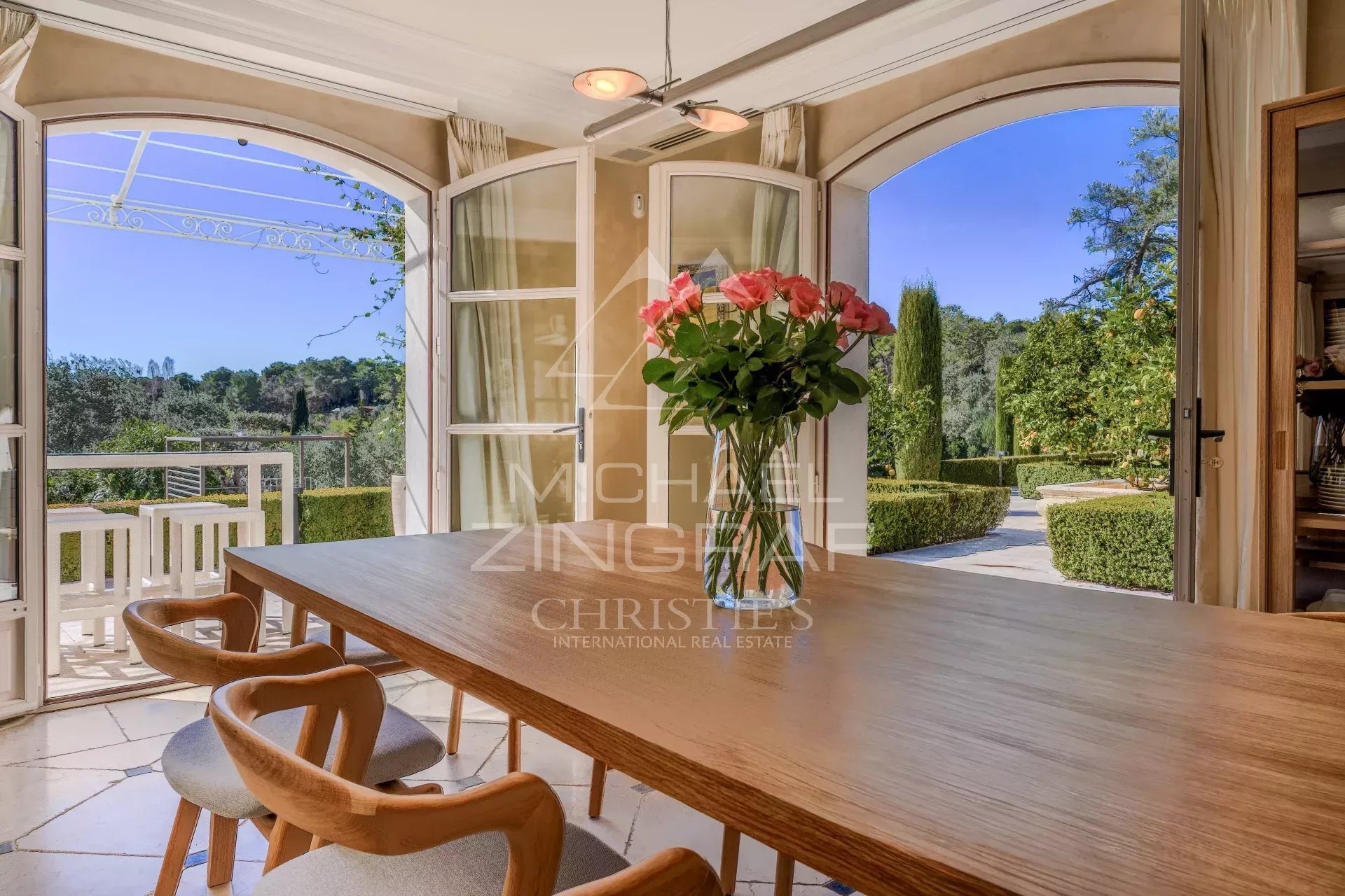 Proche Mougins - Bastide provençale au calme - 5 chambres