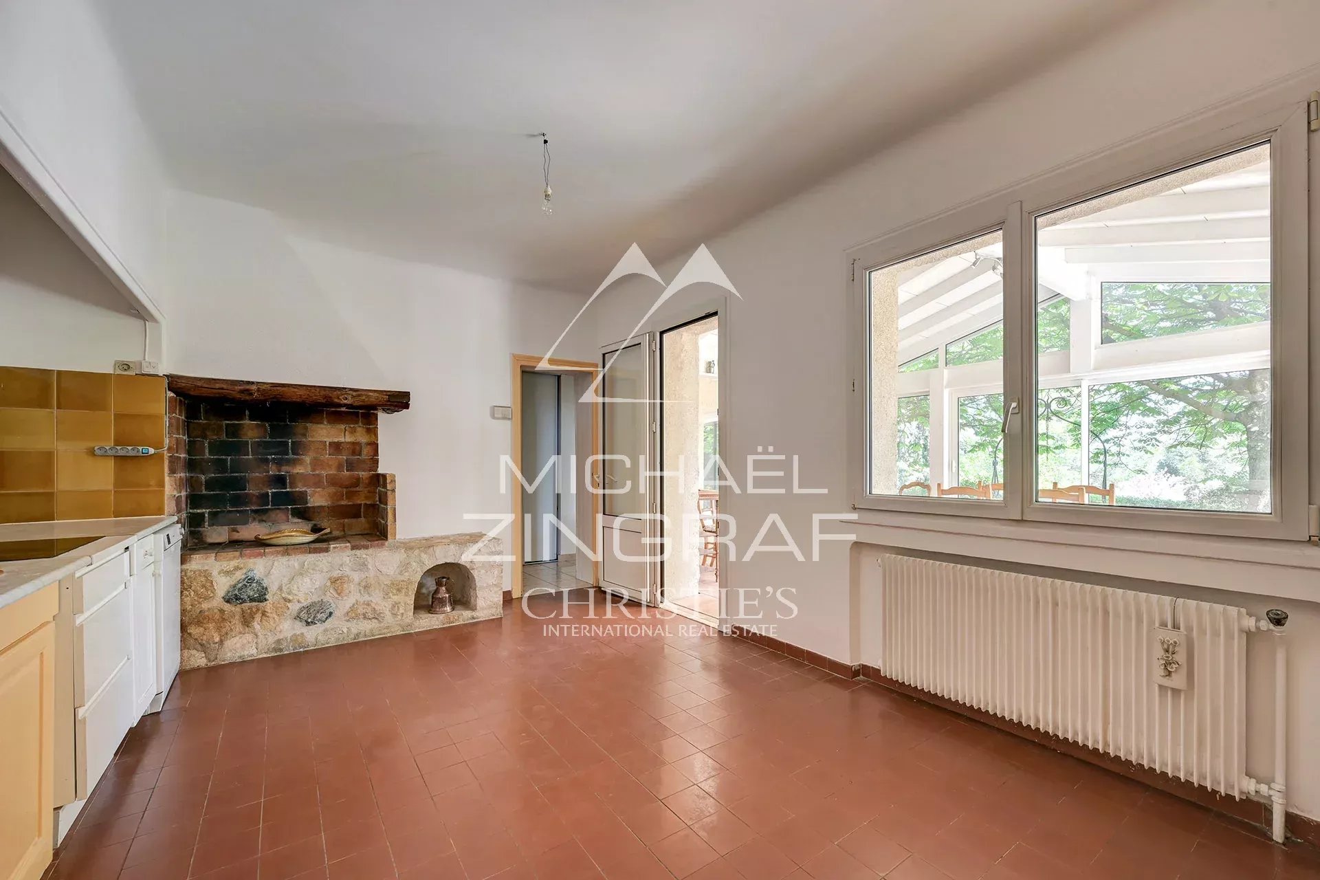 Charming Stone house with breathtaking views of Saint-Victoire mountain