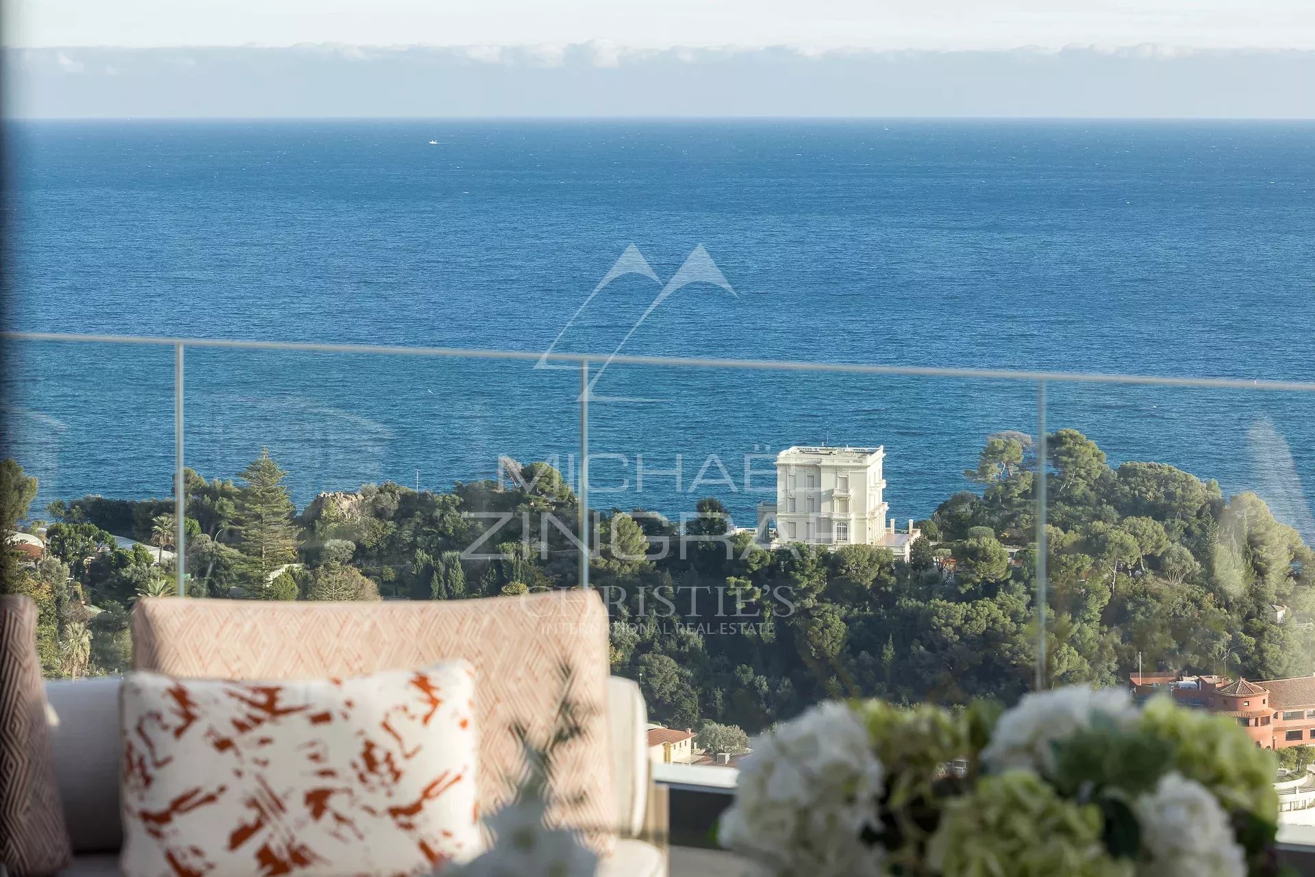 Penthouse - solarium - vue mer panoramique proche de Monaco