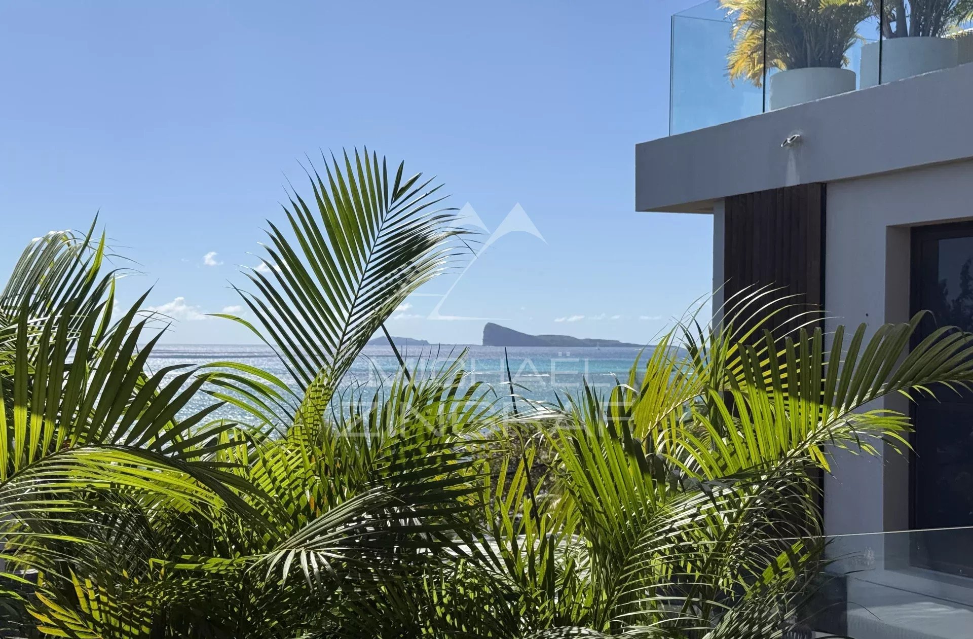 Penthouse avec vue mer – Pointe aux Canonniers